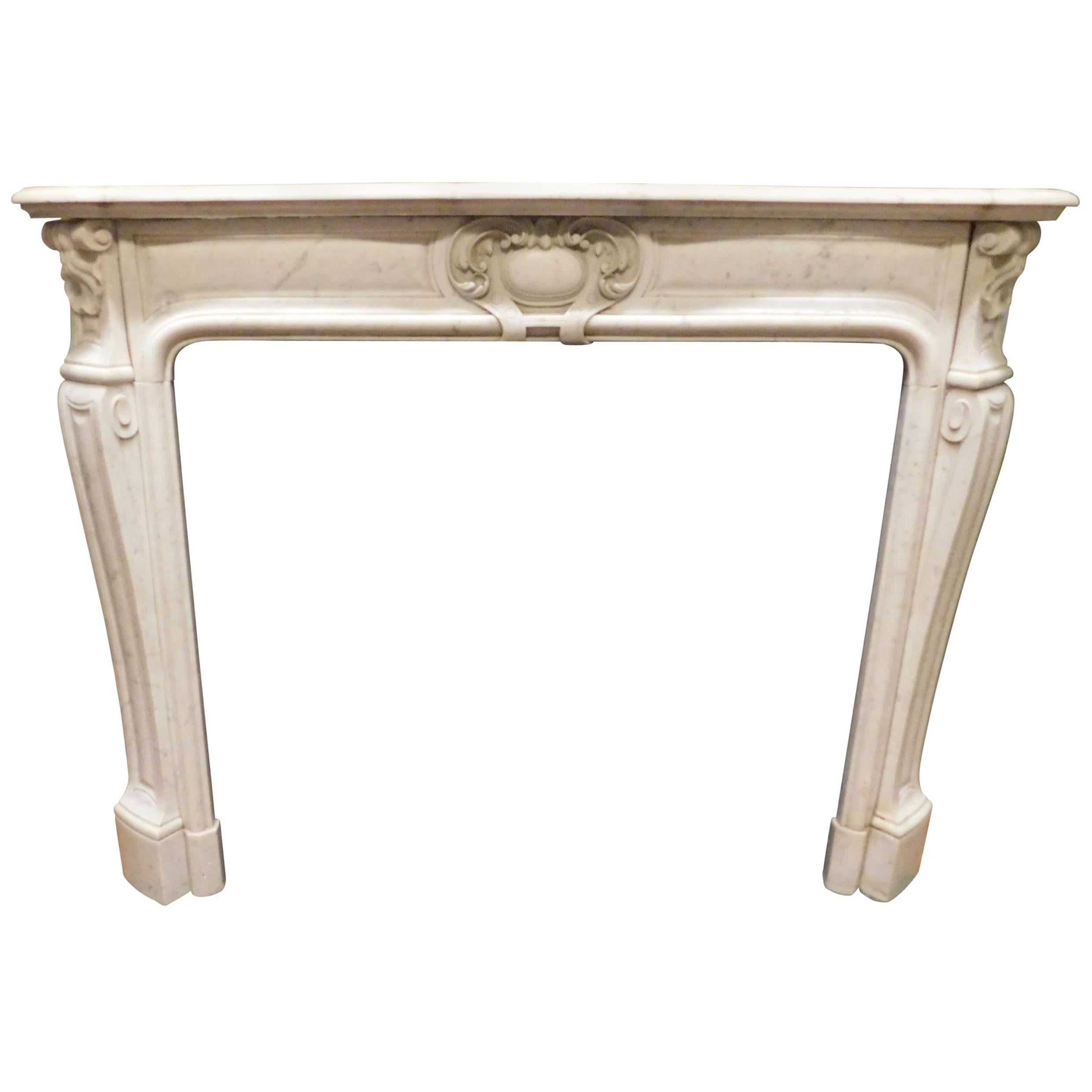 Antique White Carrara Marble Fireplace Mantel, 19th Century, Italy