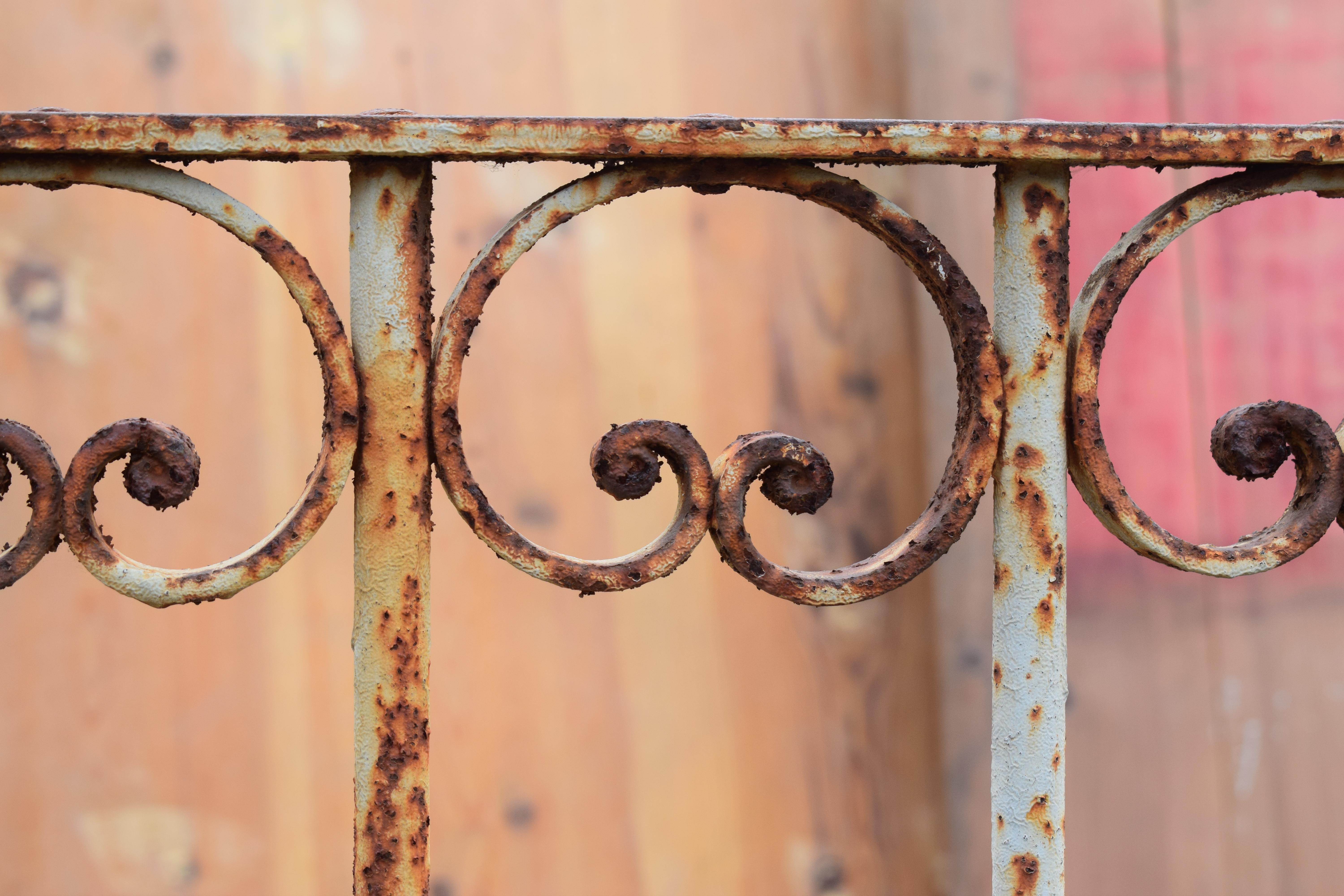 Antique White French Wrought Iron Balcony Railing, 19th Century For Sale 2