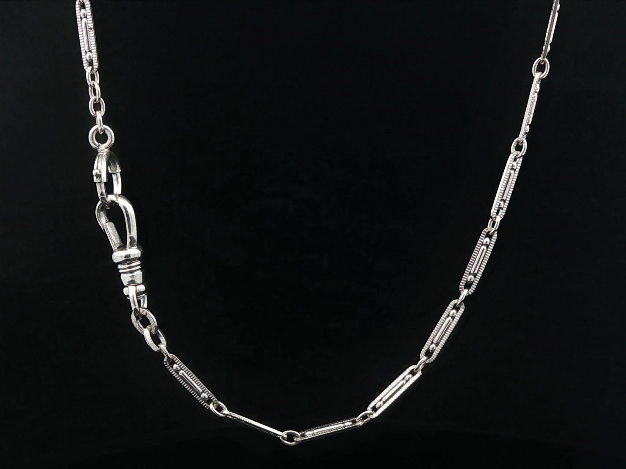 Material: Solid 14k White Gold
Weight: 5.02 Grams 
Type: Milgrain Work Link
Length: 13