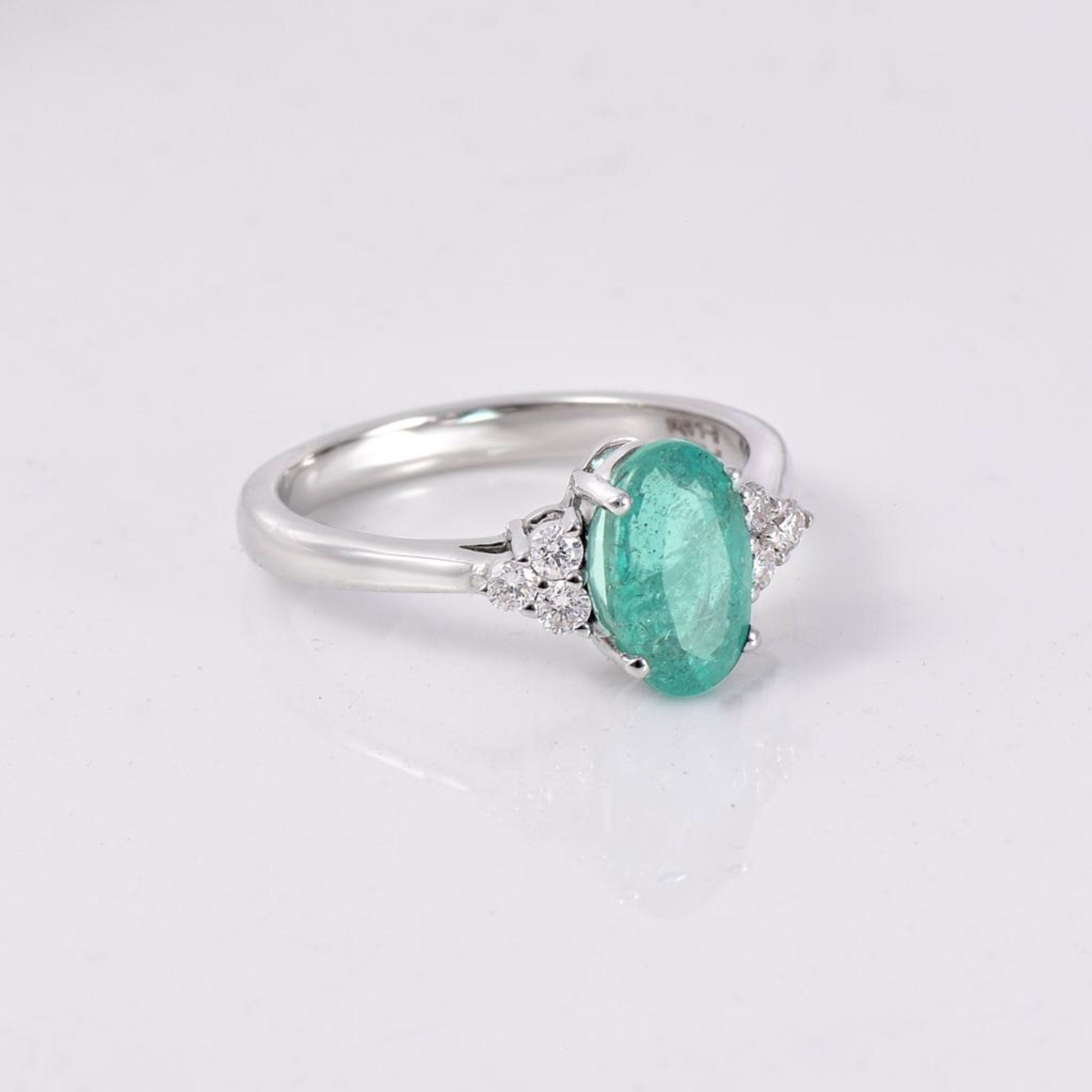 For Sale:  Antique White Gold 2 Carat Emerald Engagement Ring, Unique Diamond Wedding Ring 5