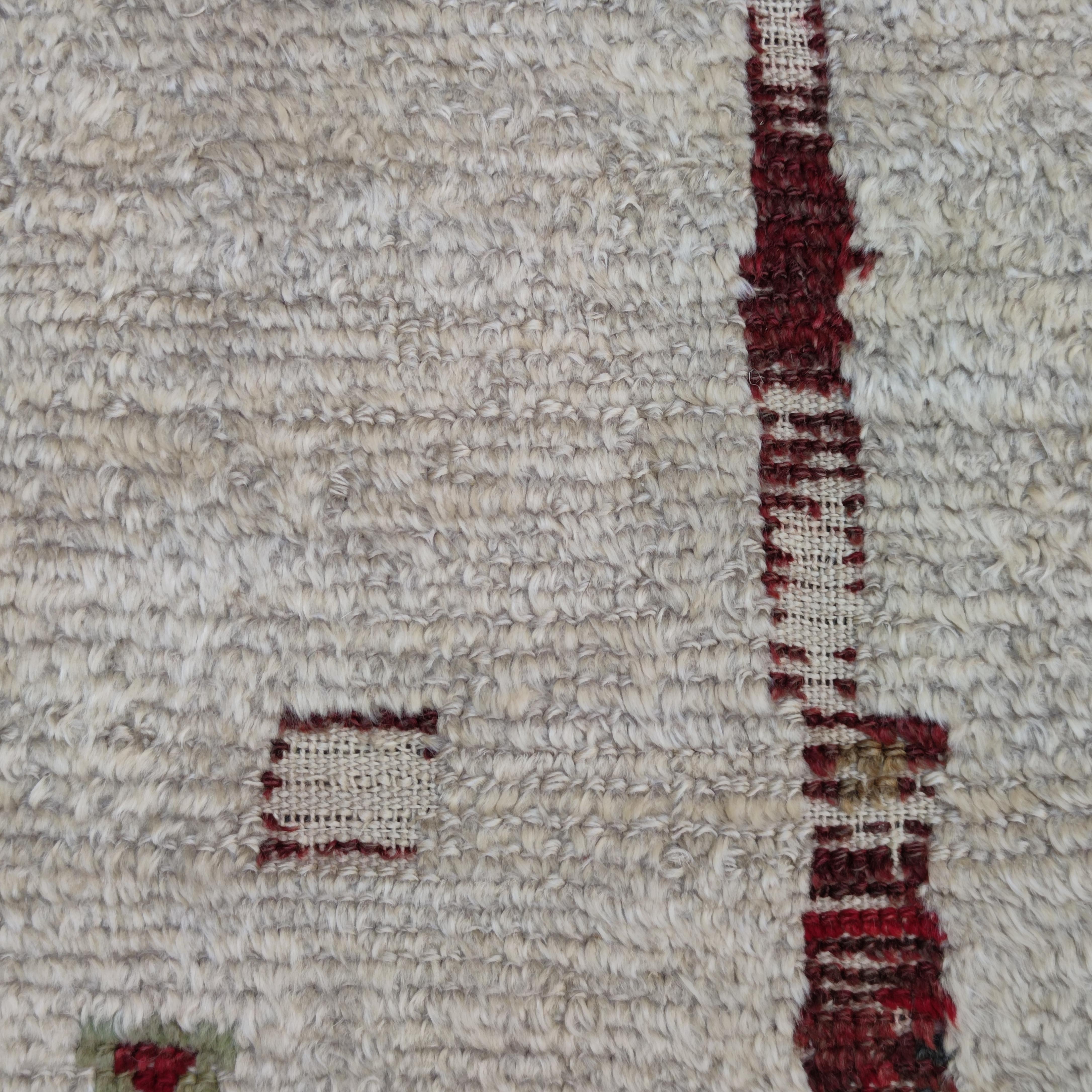 Ancien tapis de prière anatolien Tulu à fond blanc en vente 2