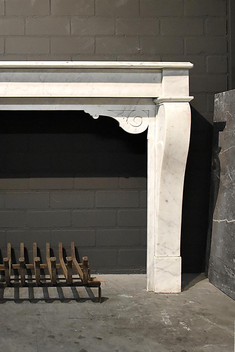 Antique White Marble Fireplace Mantel, 19th Century In Fair Condition For Sale In Udenhout, NL