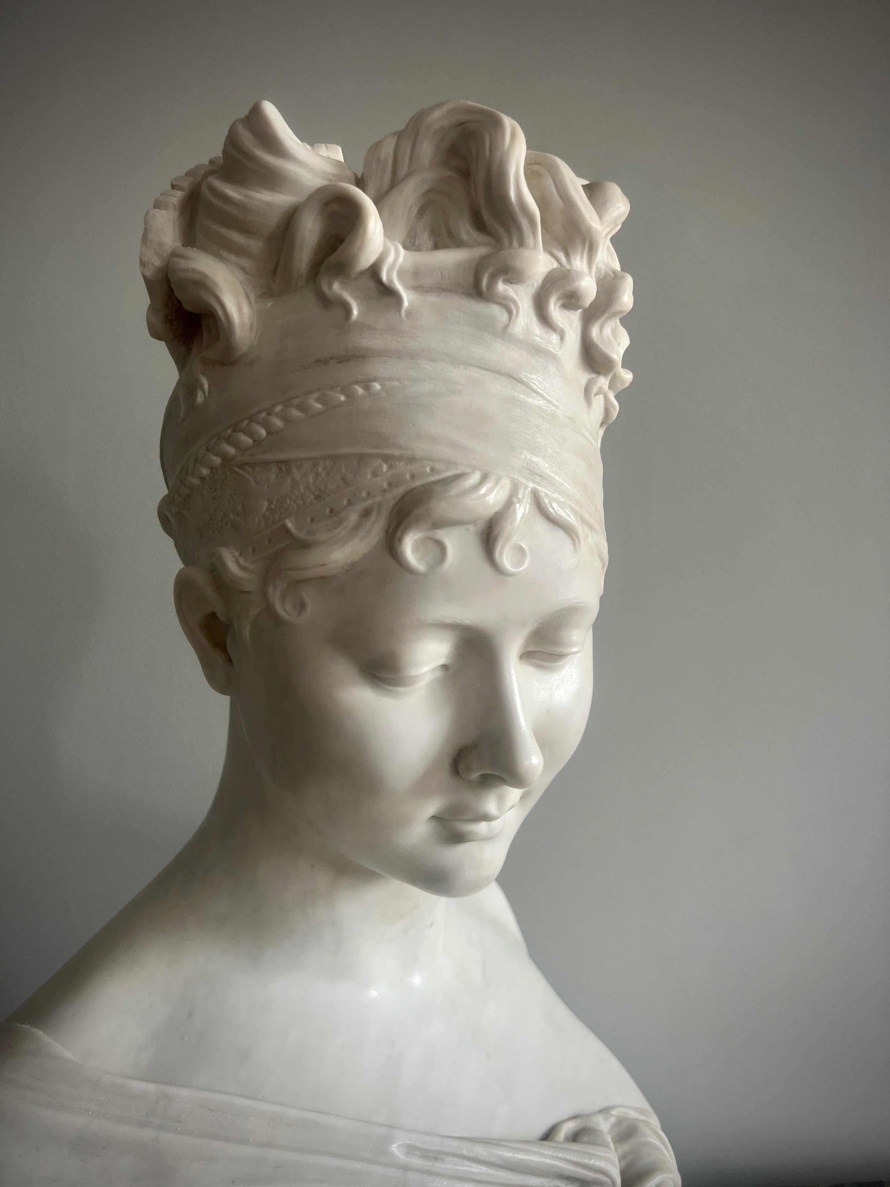 Neoclassical Antique White Marble Sculpture of Madame Recamier  For Sale