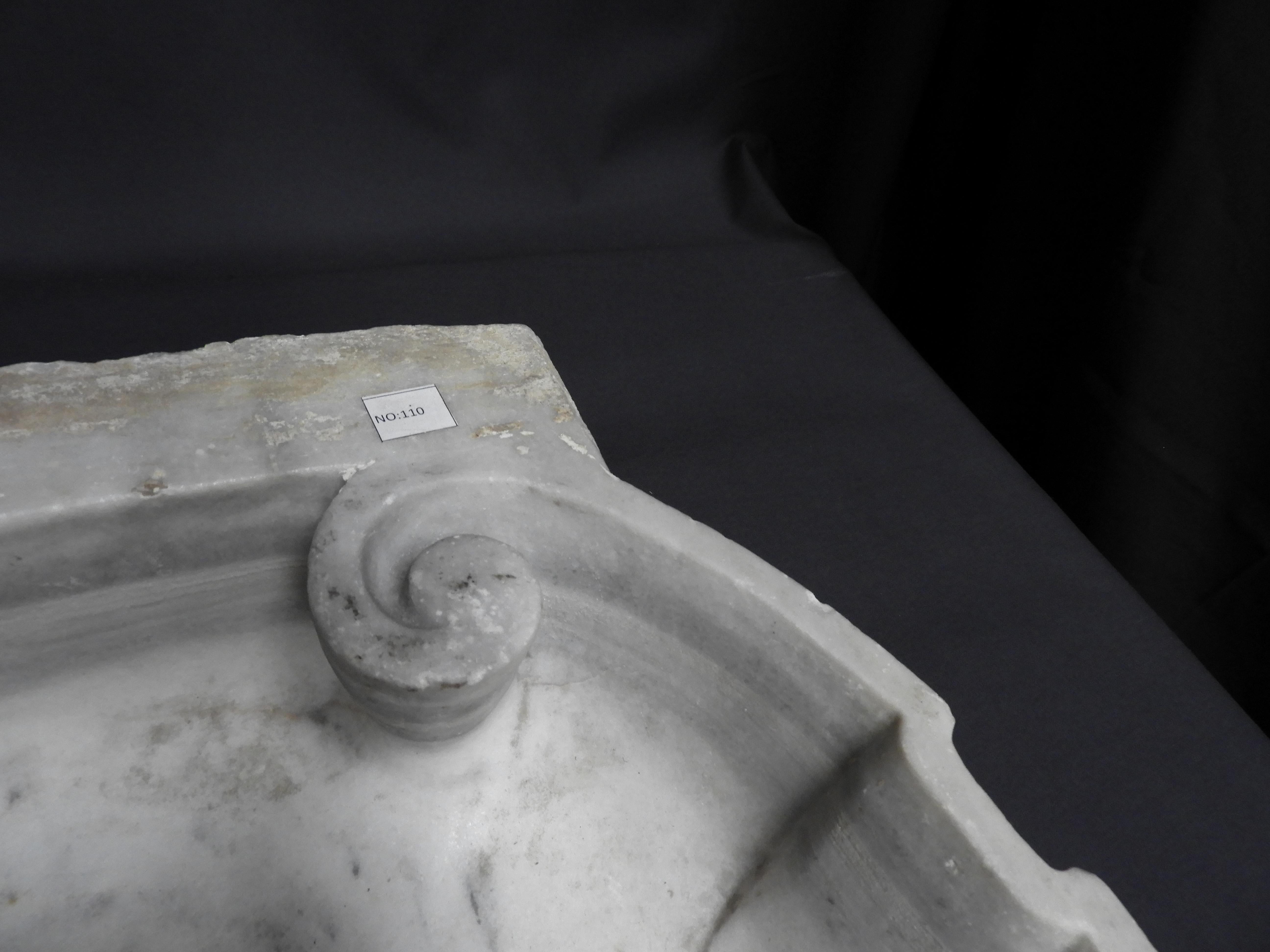 Antique White Marble Sink For Sale 1