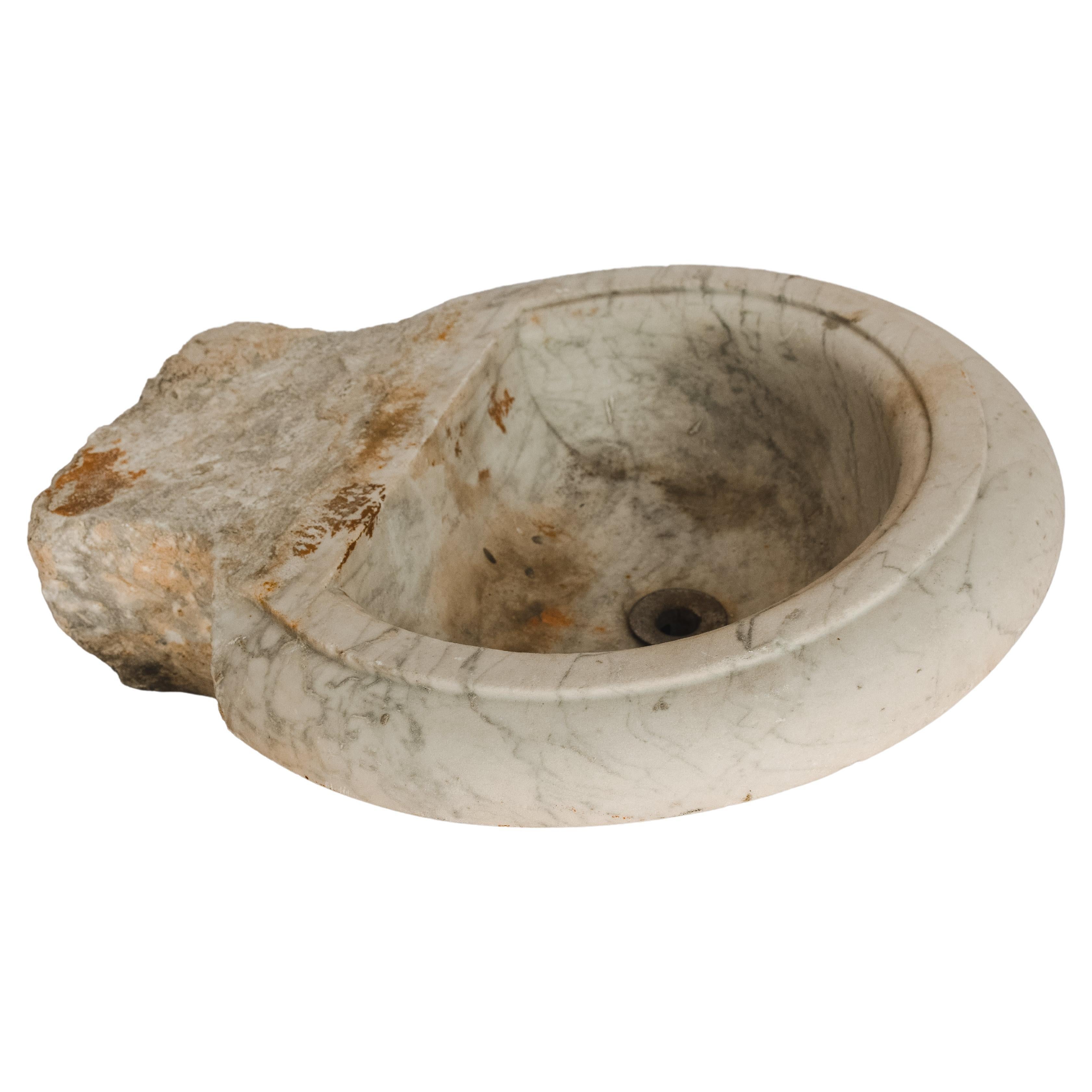 Evier en marbre blanc antique en vente