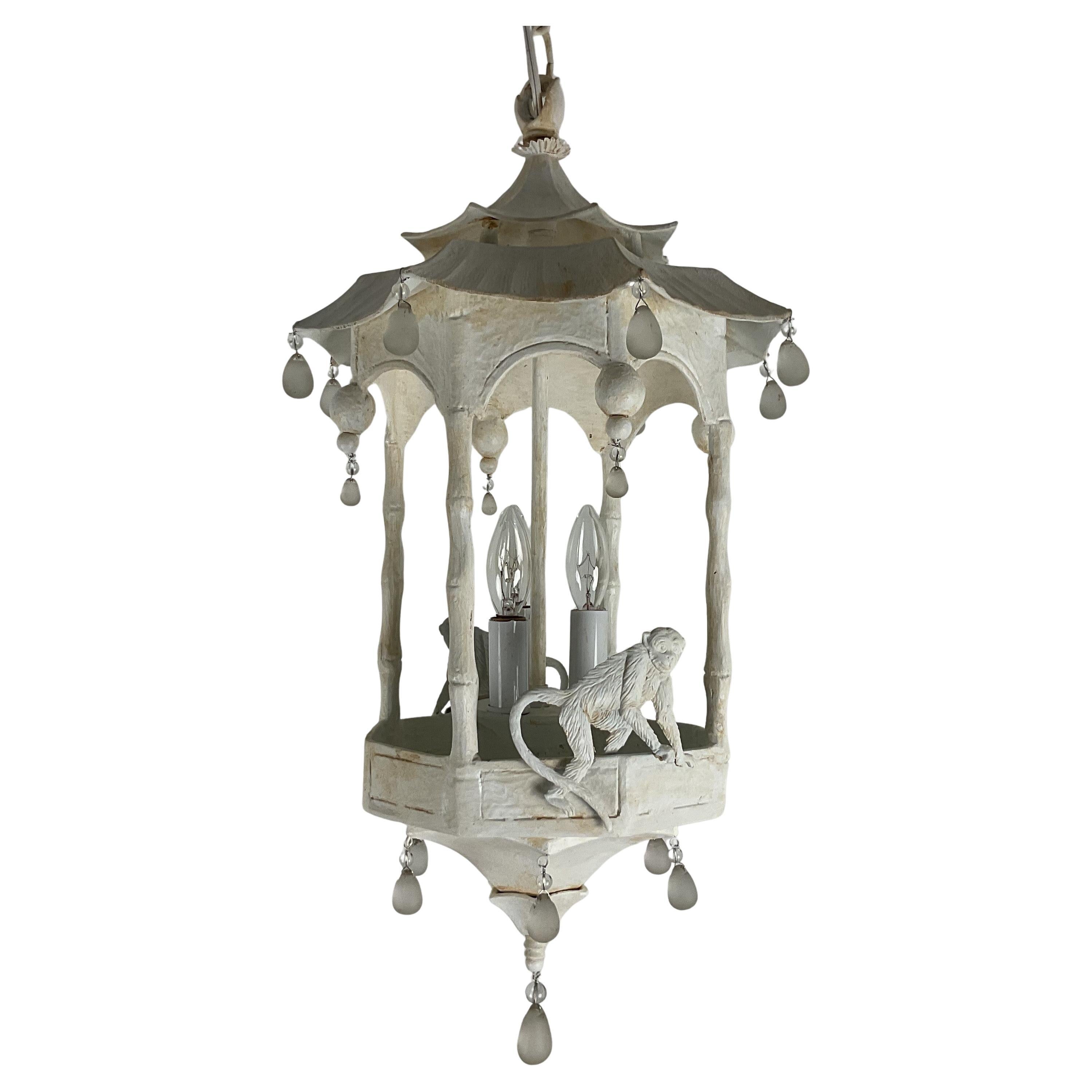 Farol Mono Pagoda Blanco Antiguo en venta