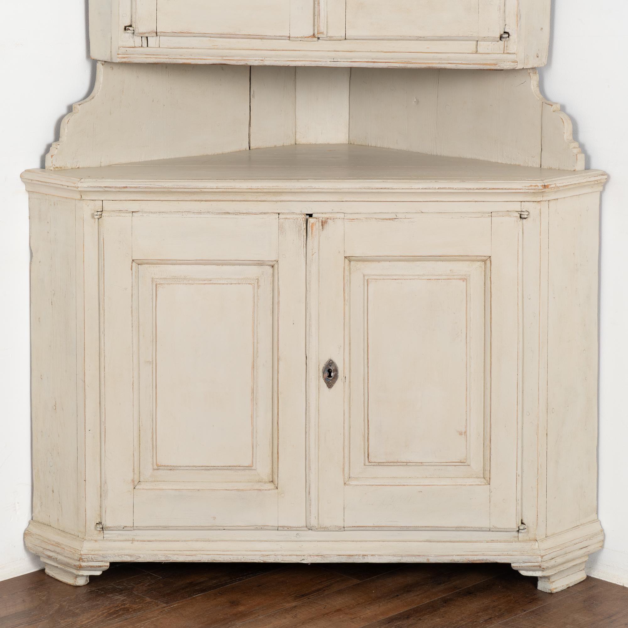 Country Antique White Painted Corner Cabinet Cupboard, Sweden circa 1840-60 For Sale