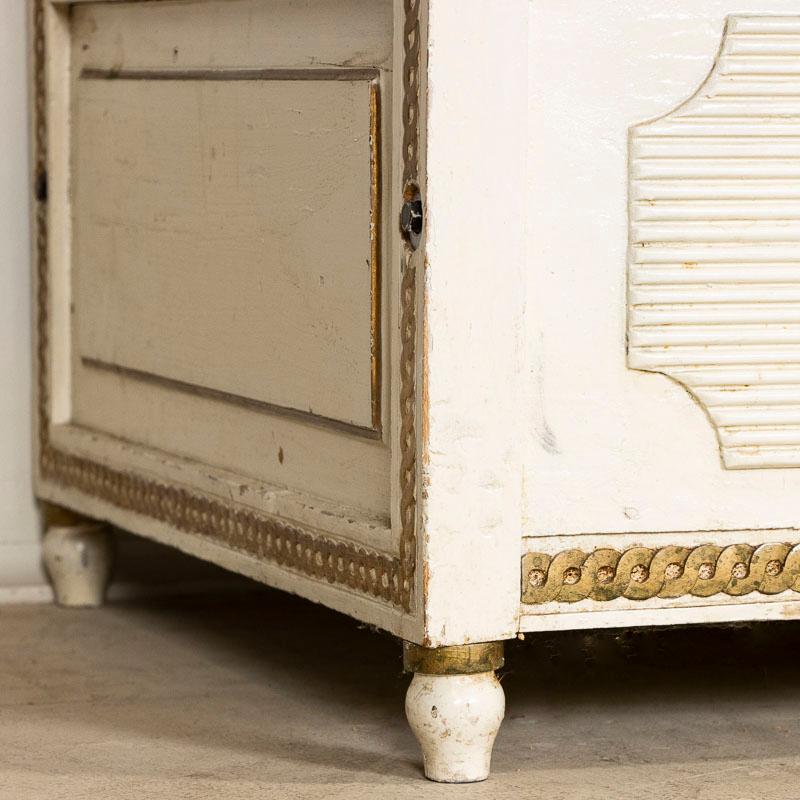 Antique White Painted Gustavian Bench from Sweden For Sale 6