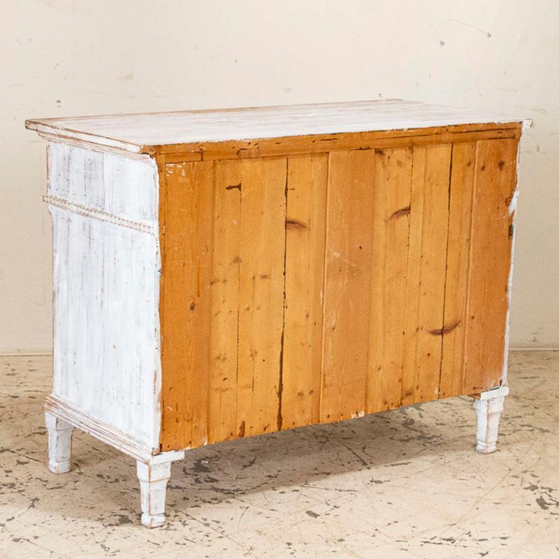 Antique White Painted Gustavian Chest of Drawers Nightstand with Carving, Sweden In Good Condition In Round Top, TX