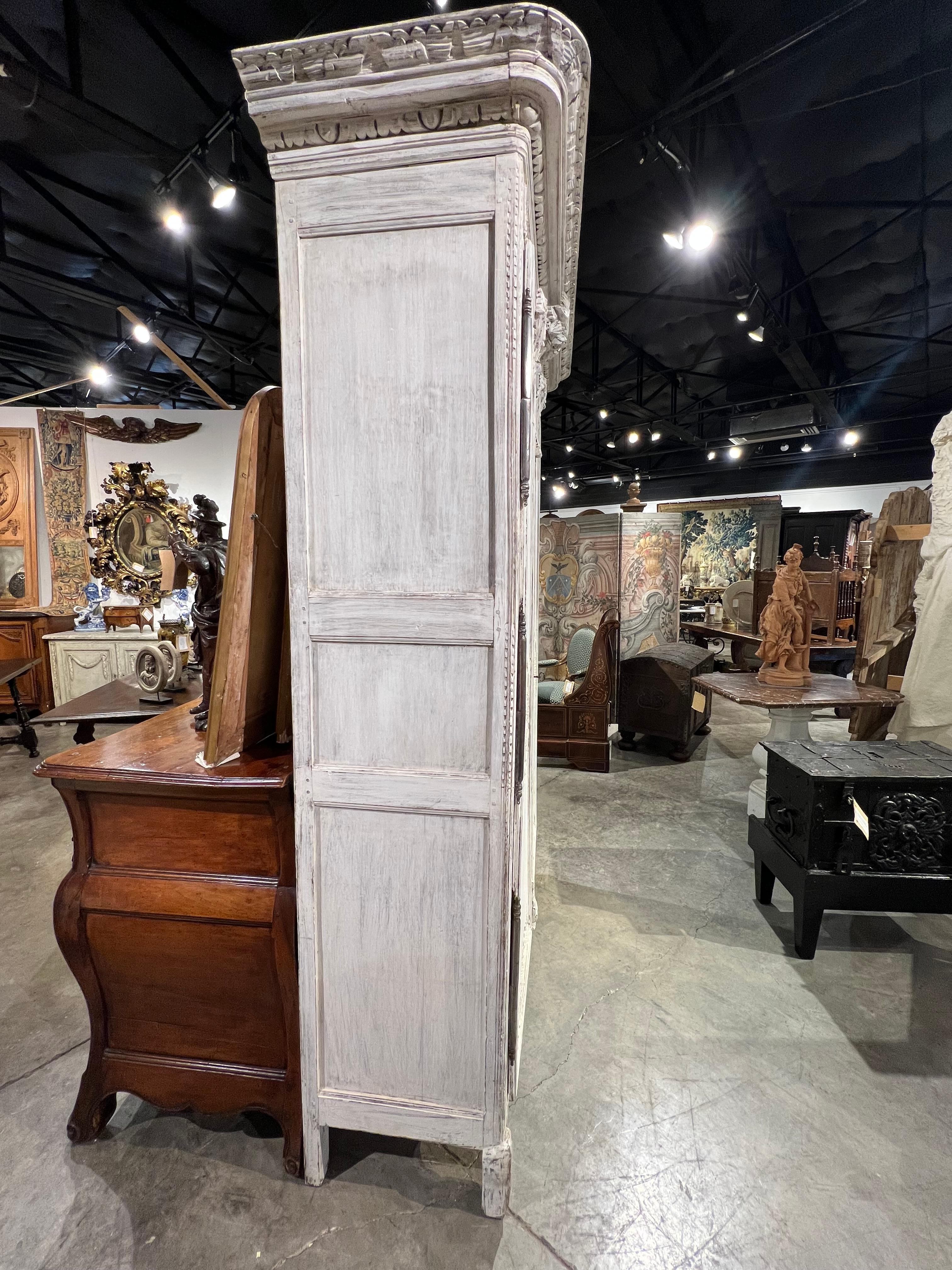 Antiguo Armario de Roble Pintado de Blanco de Normandía, Circa 1880 Francés en venta