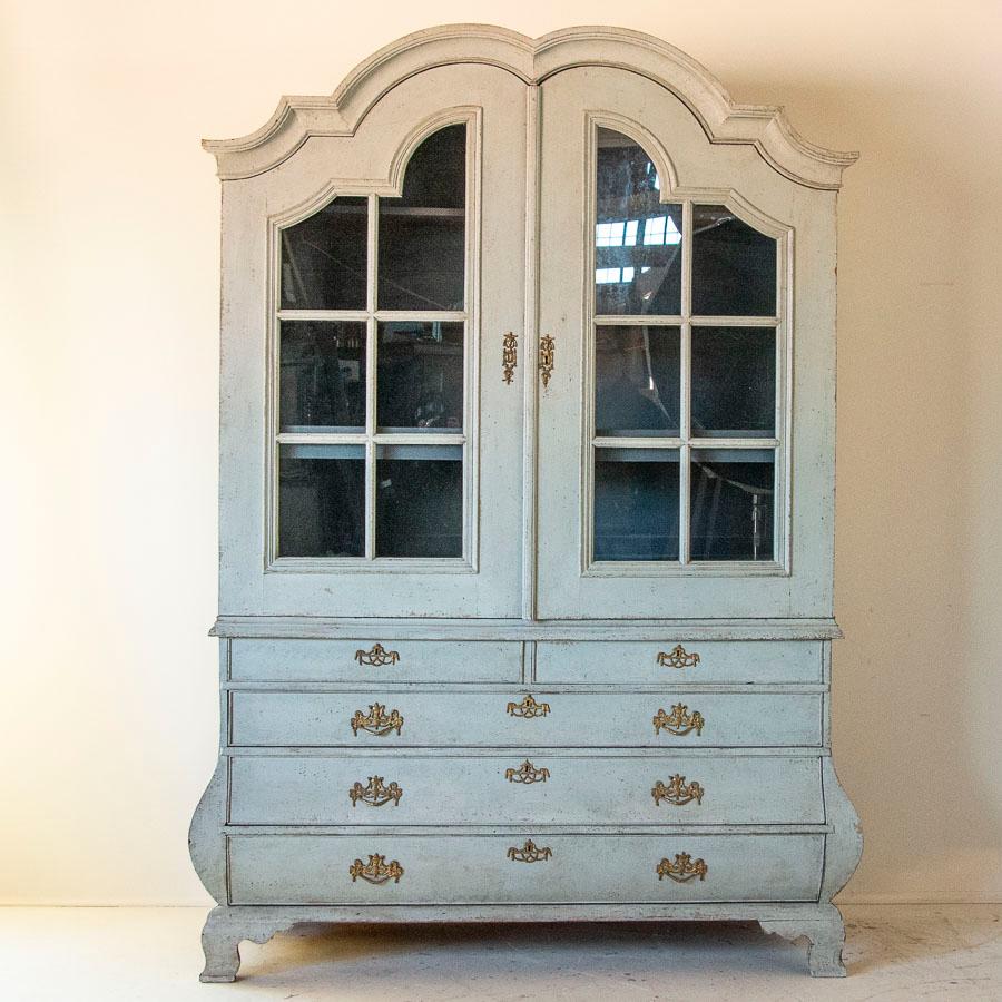 antique white cabinet paint