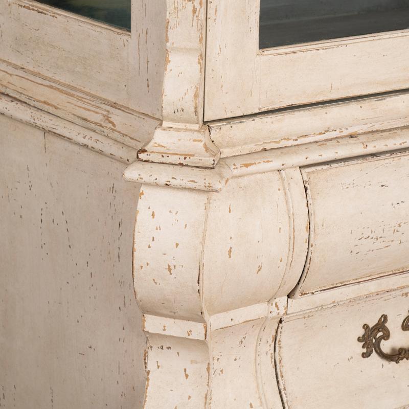 Antique White Painted Rococo Display Cabinet For Sale 2