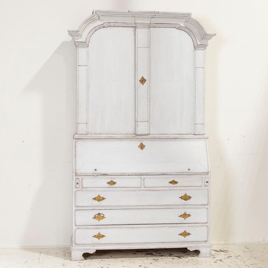 Antique White Painted Secretary Bureau In Good Condition In Round Top, TX