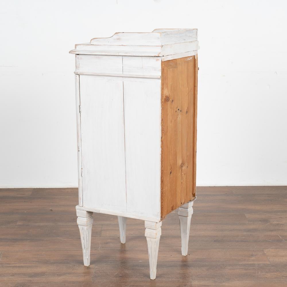 Antique White Painted Small Cabinet Nightstand from Sweden, circa 1880 For Sale 2