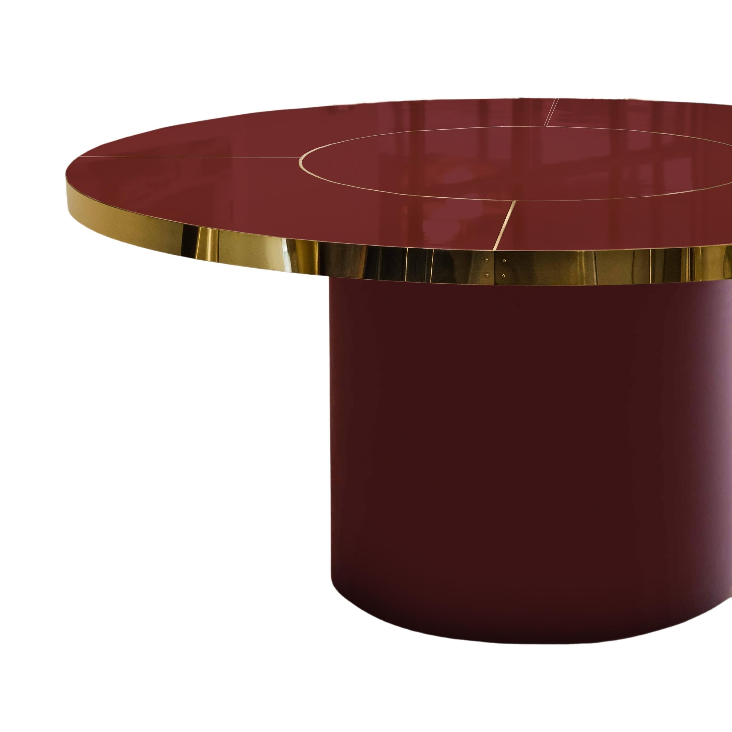 Retro Design Round Dining Table Palm Springs Style High Gloss Laminated & Satin Steel Details L Size

Discover our incredible collection of retro-style design tables inspired by the iconic decoration of the 1950s, 60s, and 70s of Palm Springs in