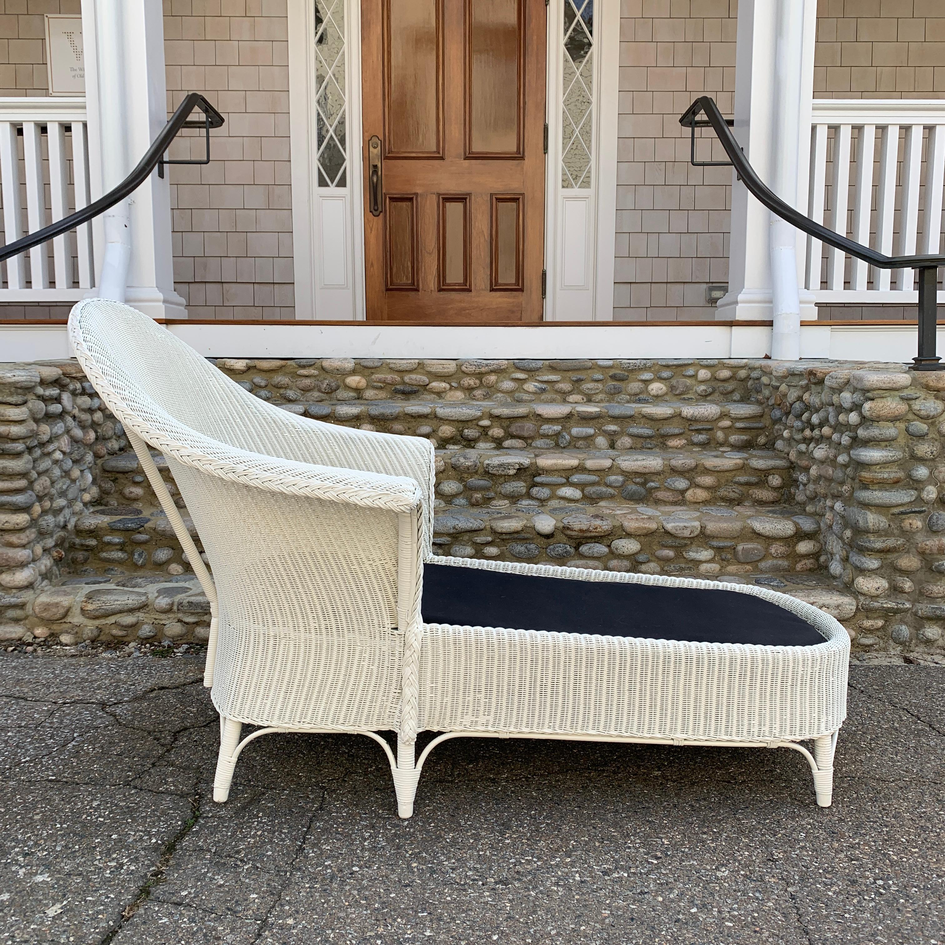 antique wicker chaise lounge