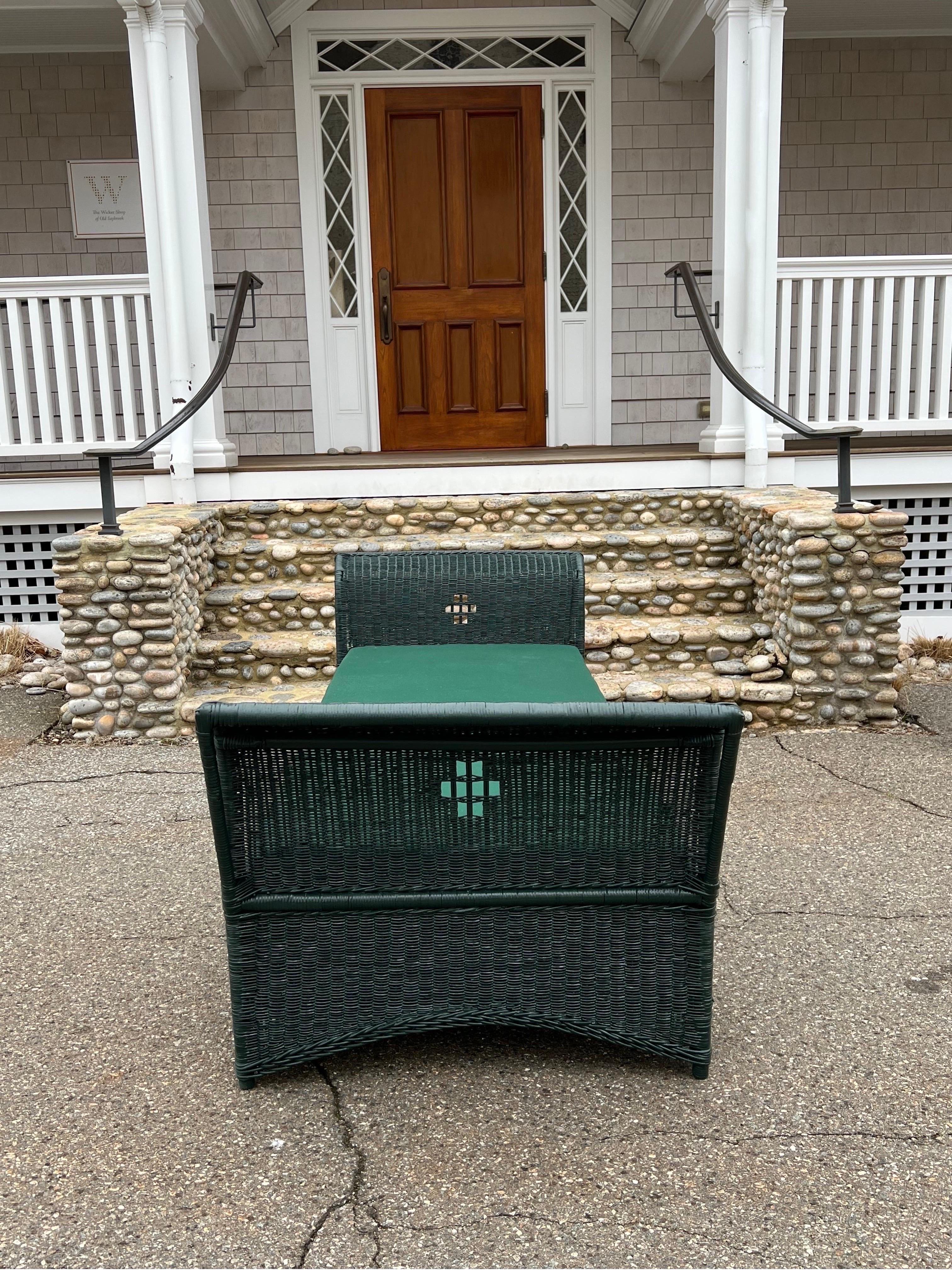 vintage wicker daybed