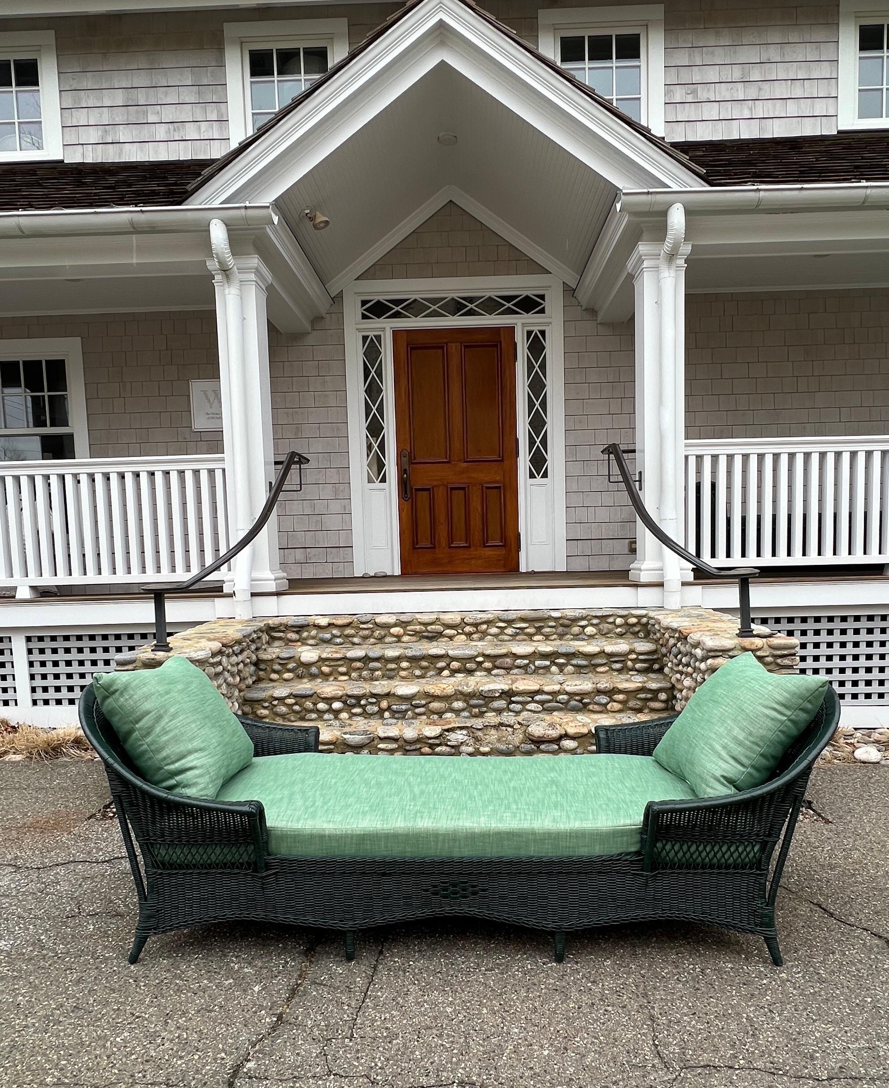 Antique Wicker Double Chaise / Daybed In Good Condition For Sale In Old Saybrook, CT