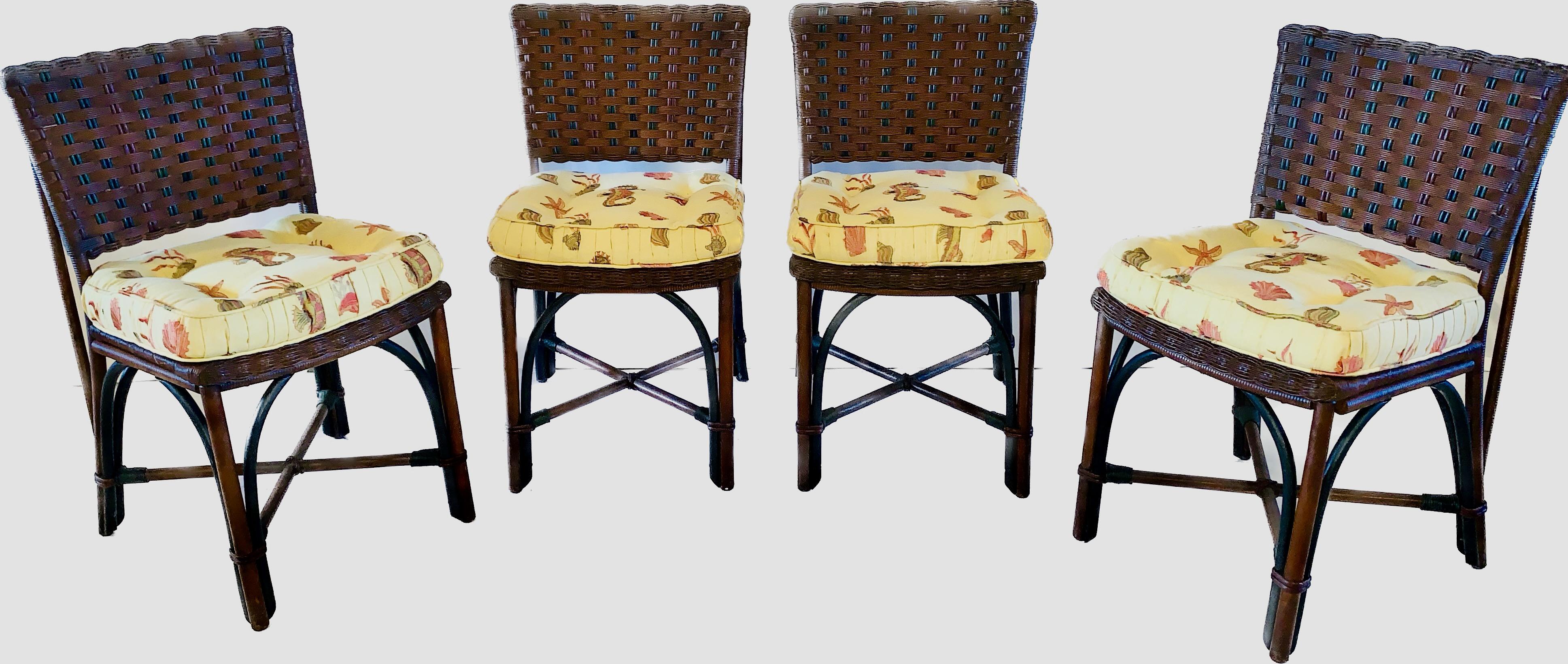 Antiker Karten-/Spieltisch aus Korbweide mit Eichenholzplatte und vier Stühlen in natürlicher Oberfläche im Angebot 4