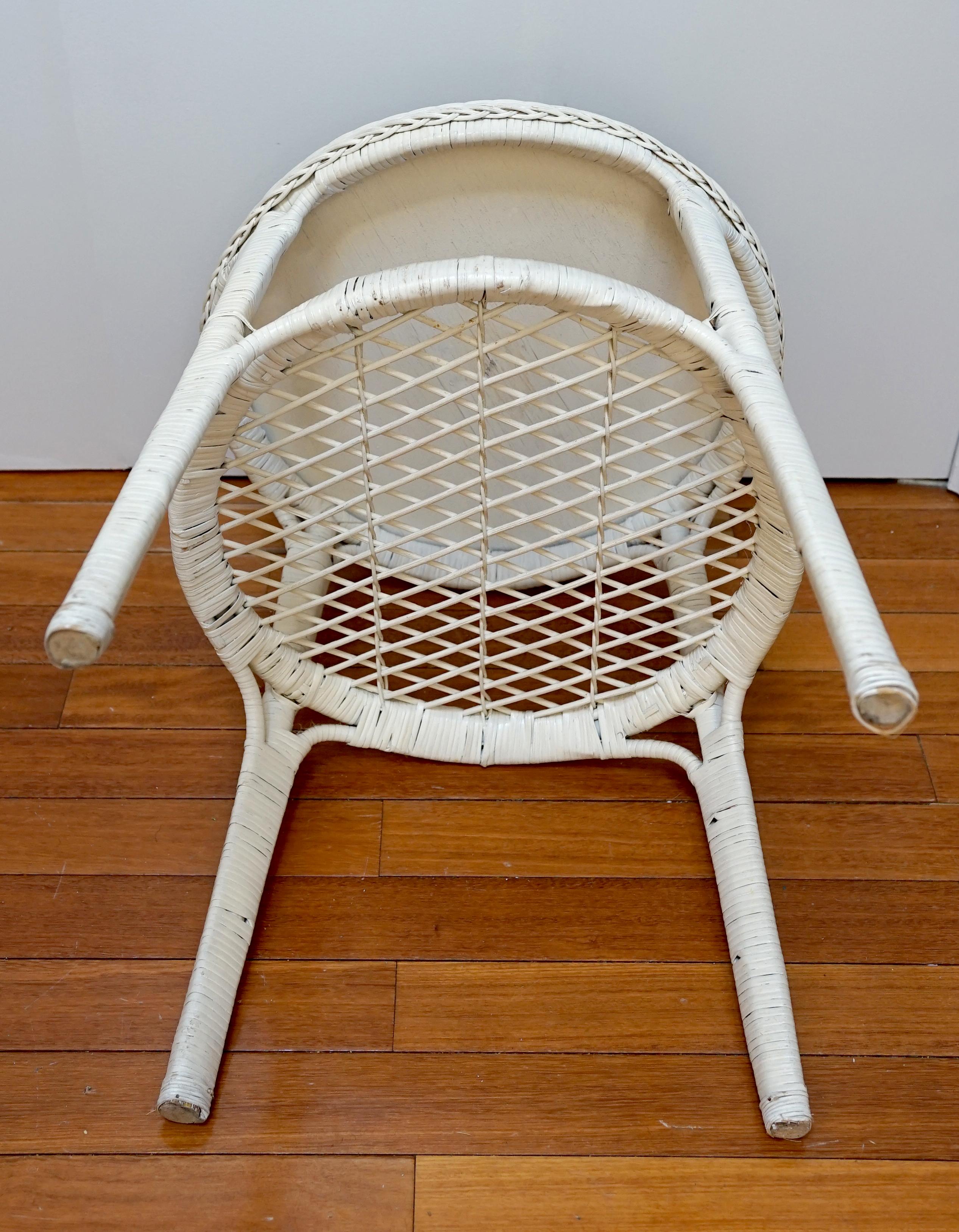 Antique Wicker Rattan Chair and Vintage Side Table   For Sale 4