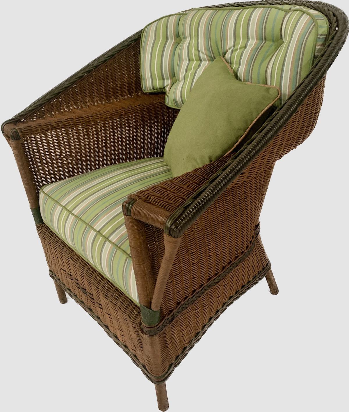 20th Century Natural Finish Antique Wicker Three Piece Close Woven Shelf Arm Suite For Sale