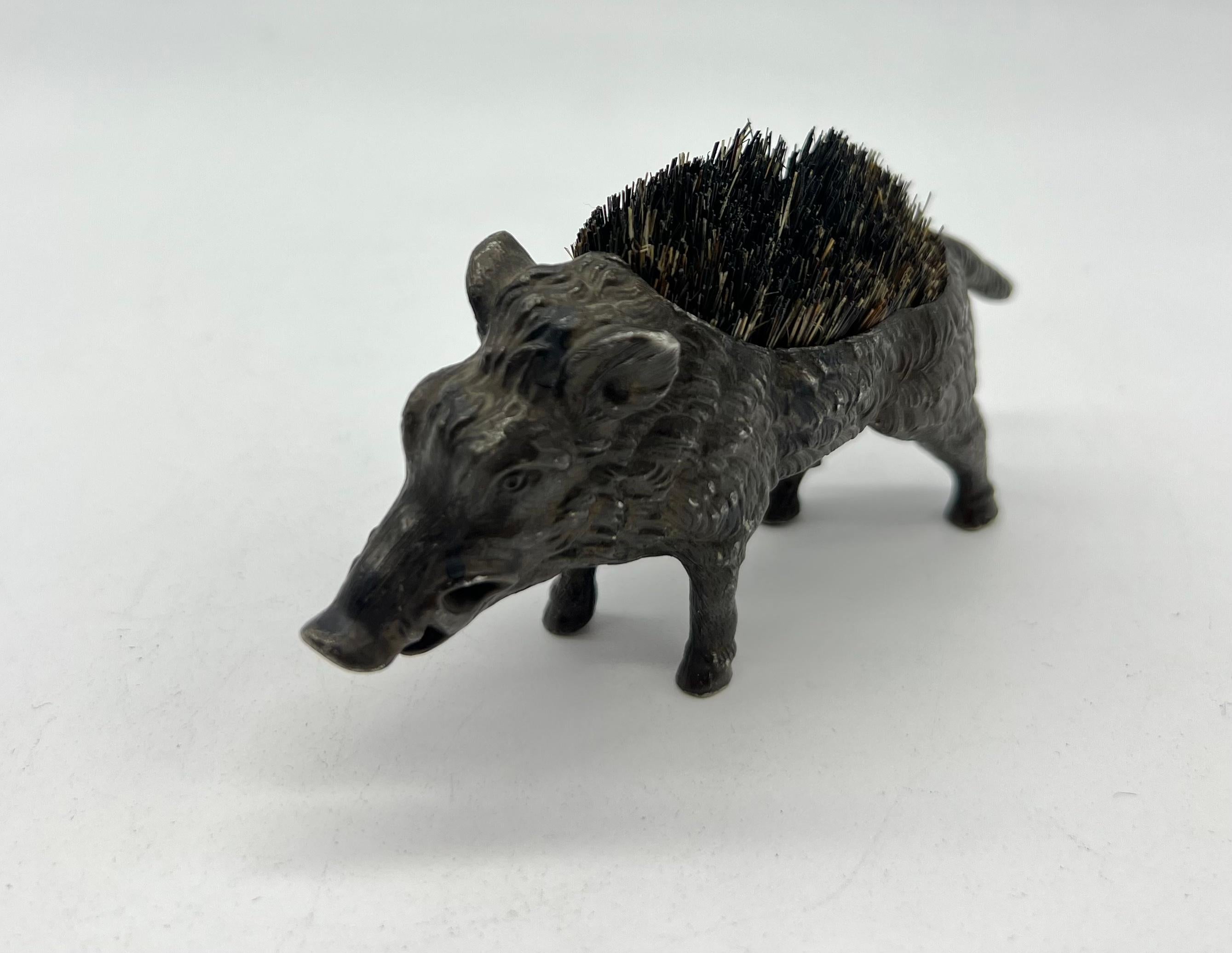 Other Antique Wild Boar Sculpture Feather Scraper, 1900