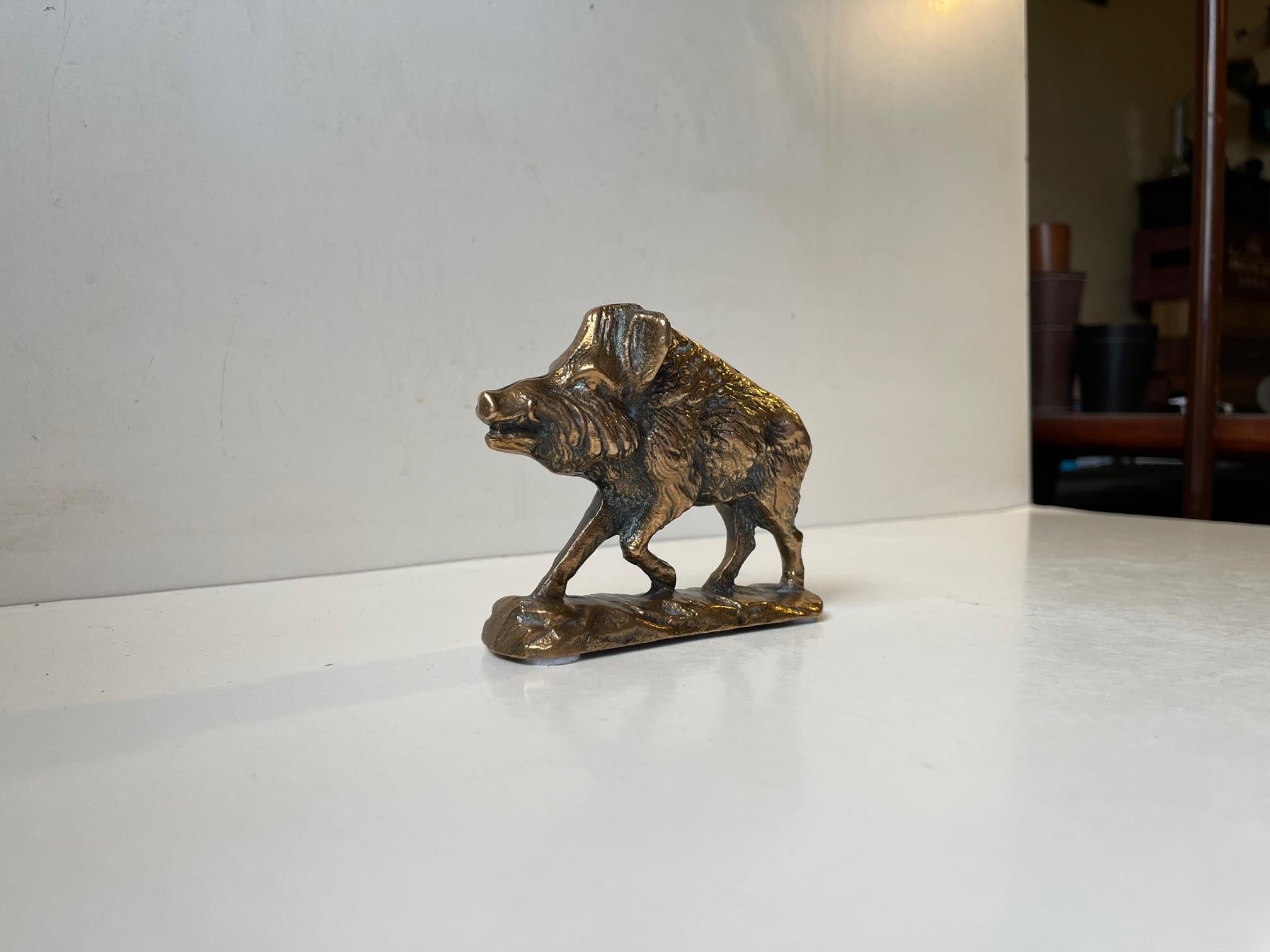 Antike Wildschwein-Skulptur aus Bronze, Frankreich, 1920er Jahre (Spätviktorianisch) im Angebot