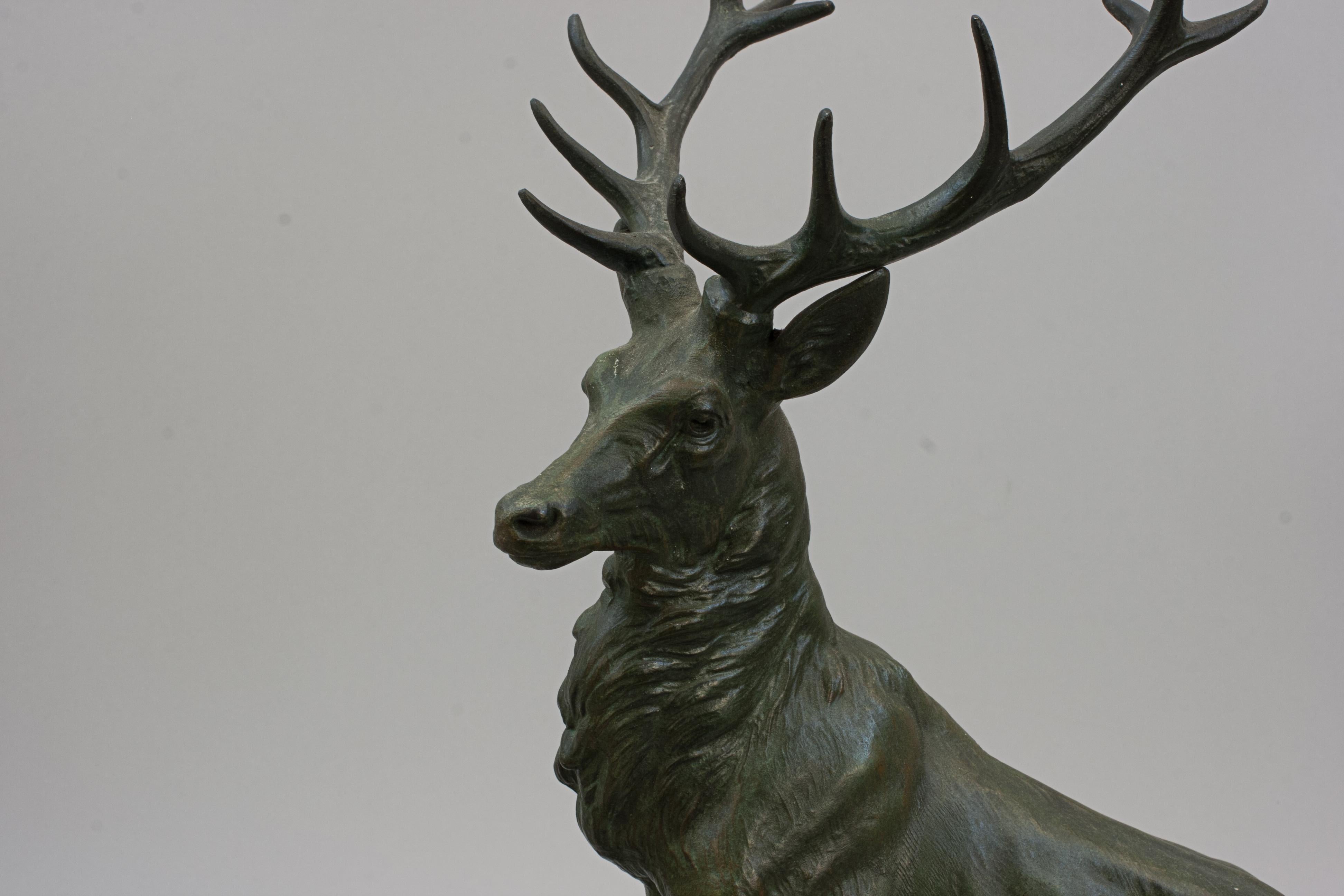 Scultura antica di animali selvatici, cervo e cerva In condizioni buone in vendita a Oxfordshire, GB