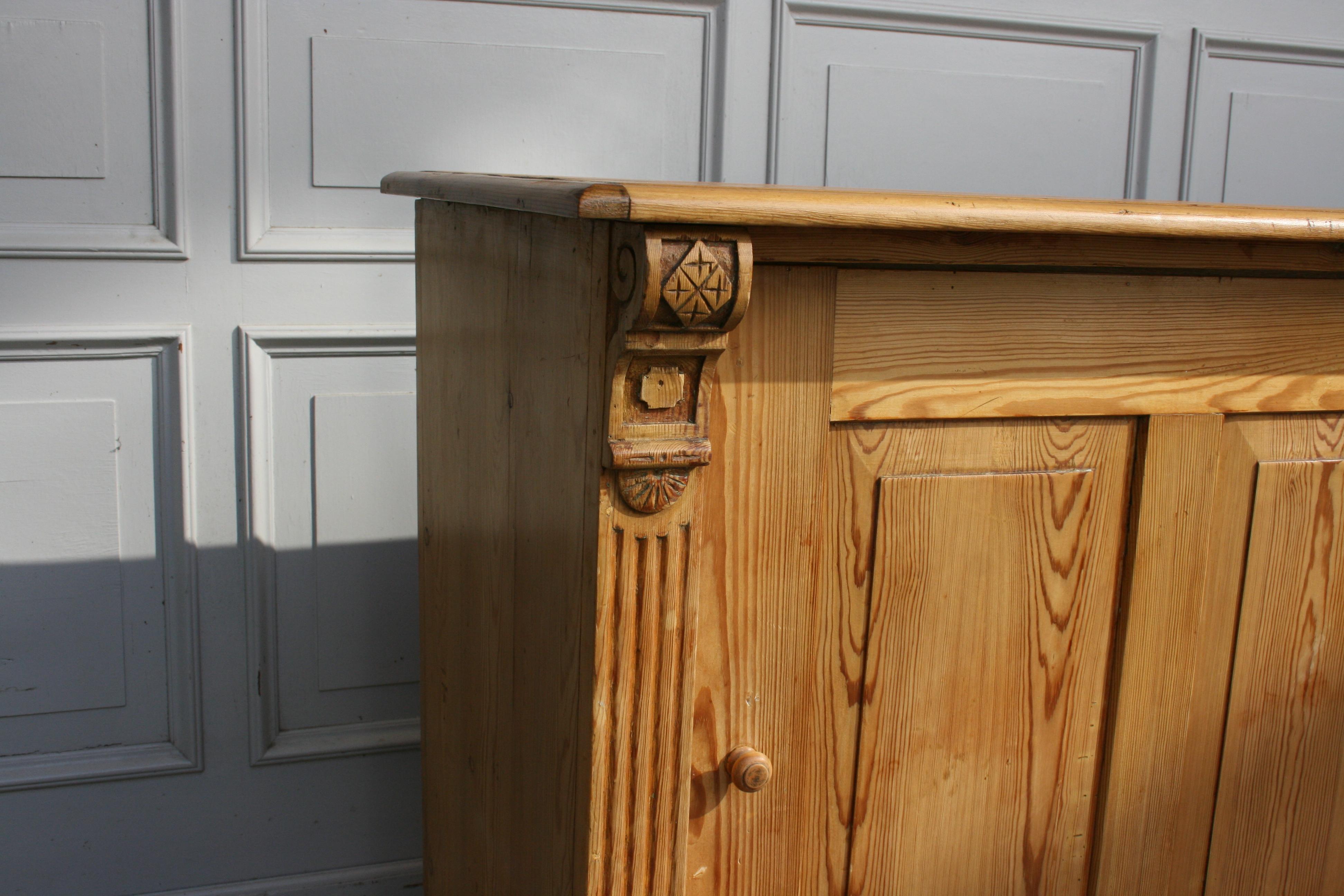 Antique Wilhelminian Sideboard with Sliding Doors, circa 1860 In Good Condition In Dusseldorf, DE