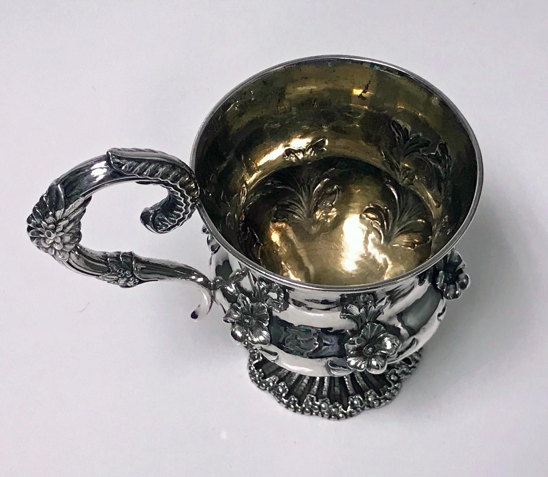 Anglais Grande tasse ancienne en argent sterling William IV, Londres, 1834, Jonathan en vente