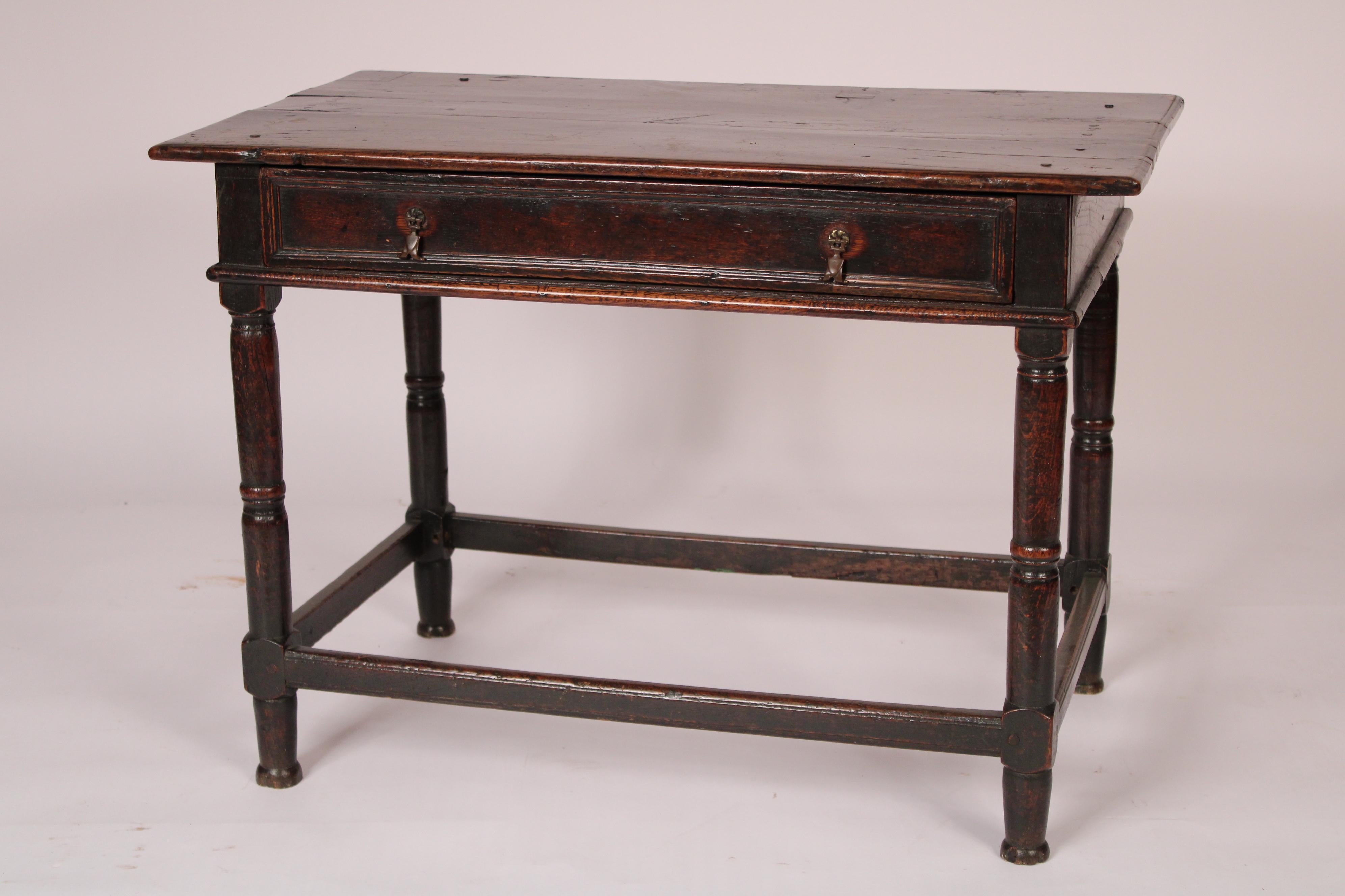 William and Mary Ancienne table d'appoint en Oak William & Mary en vente