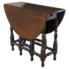Antique William and Mary Style American Oak Dropleaf Gateleg Console Hall Table
