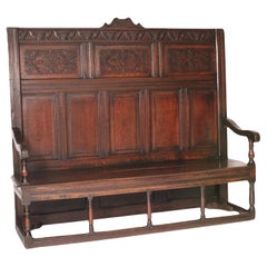 Antique William and Mary style English Oak Settle
