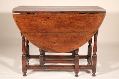 Antique William and Mary Style Oak Gateleg table