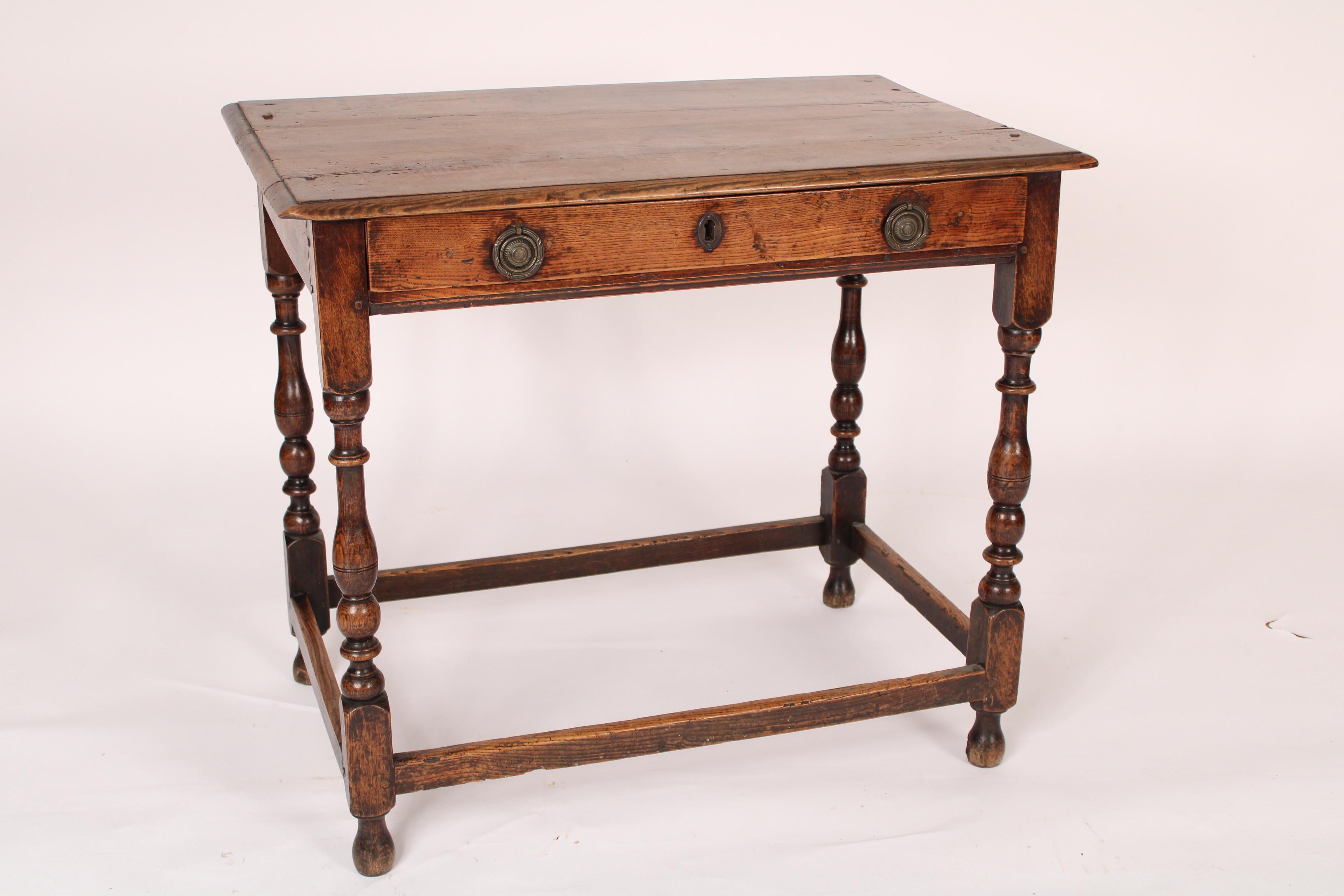 English Antique William and Mary style Oak Tavern Table