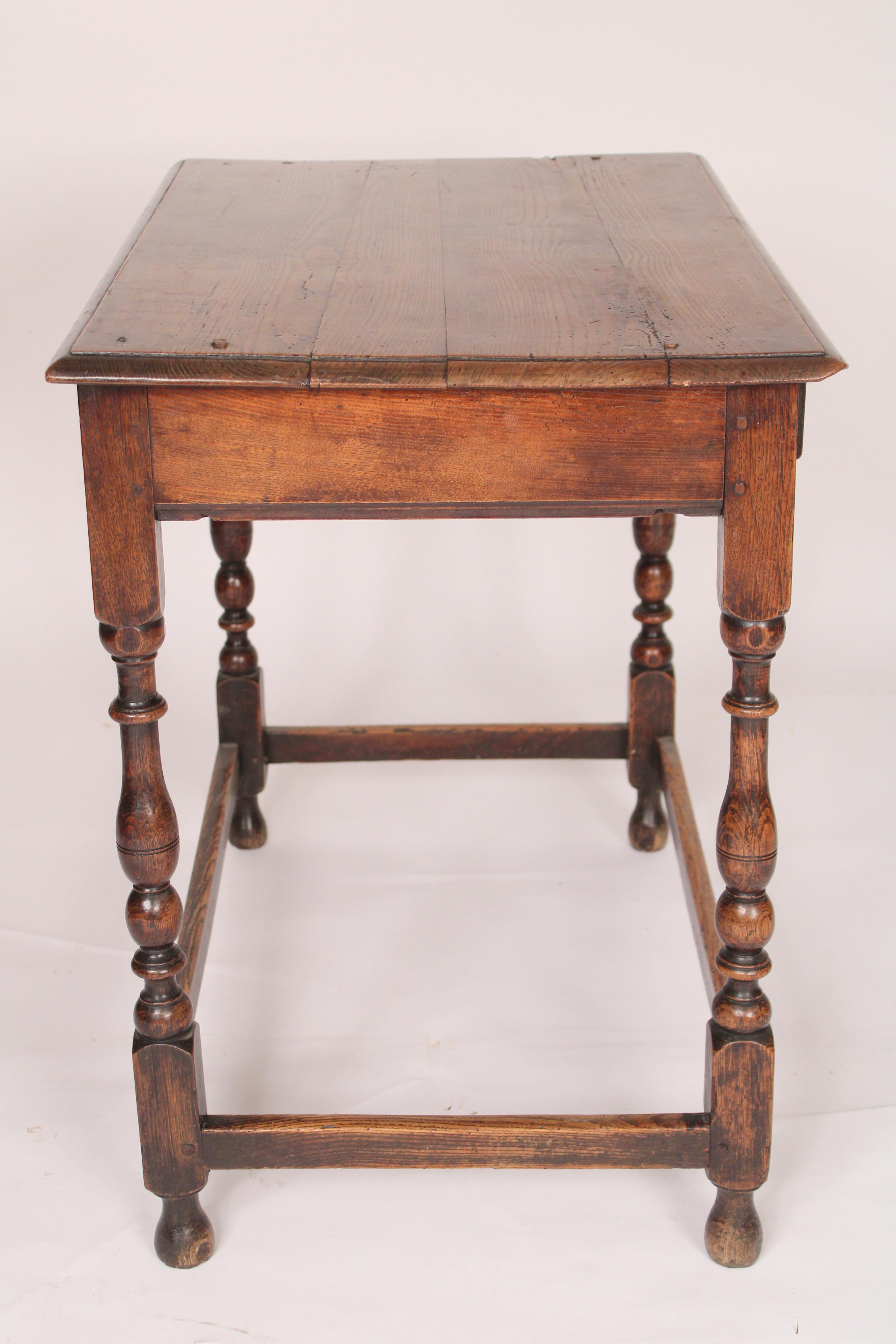 Antique William and Mary style Oak Tavern Table In Good Condition In Laguna Beach, CA