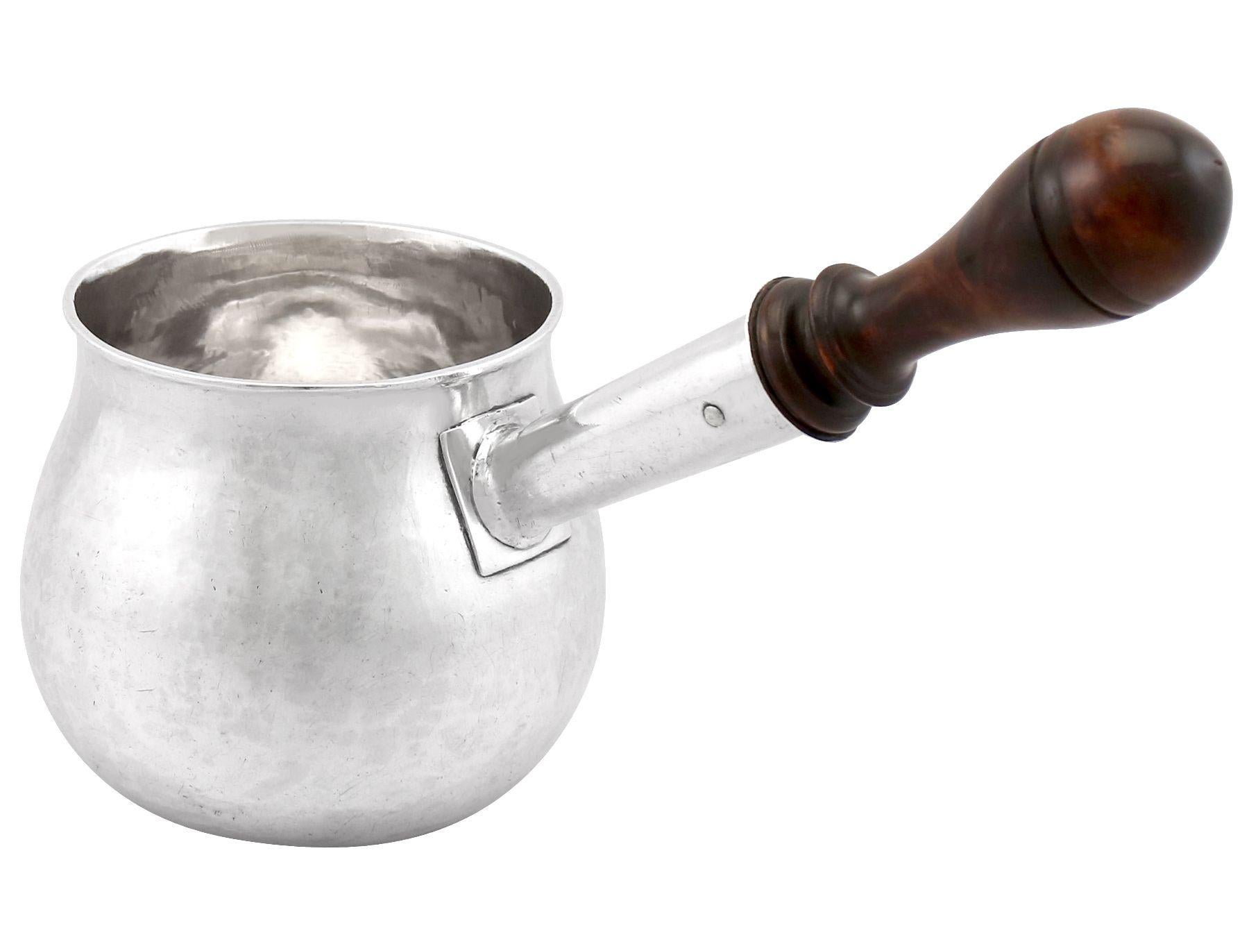 Fin du XVIIe siècle Ancienne marque William III Britannia Standard Silver Brandy Pan en vente