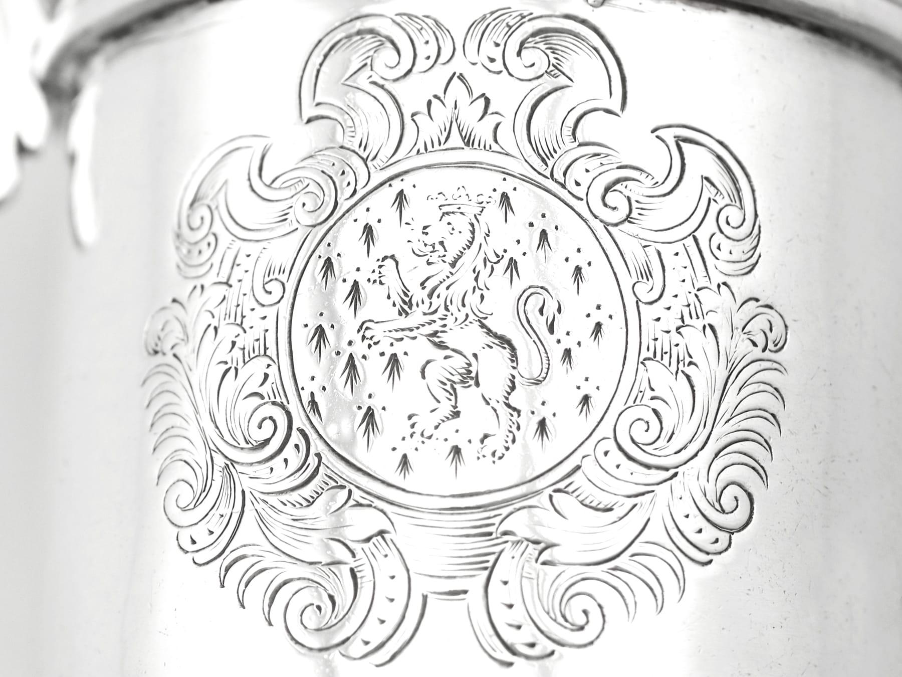Antike antike William III Britannia Standard Silber Leuchtturm-Stil Guss im Angebot 2