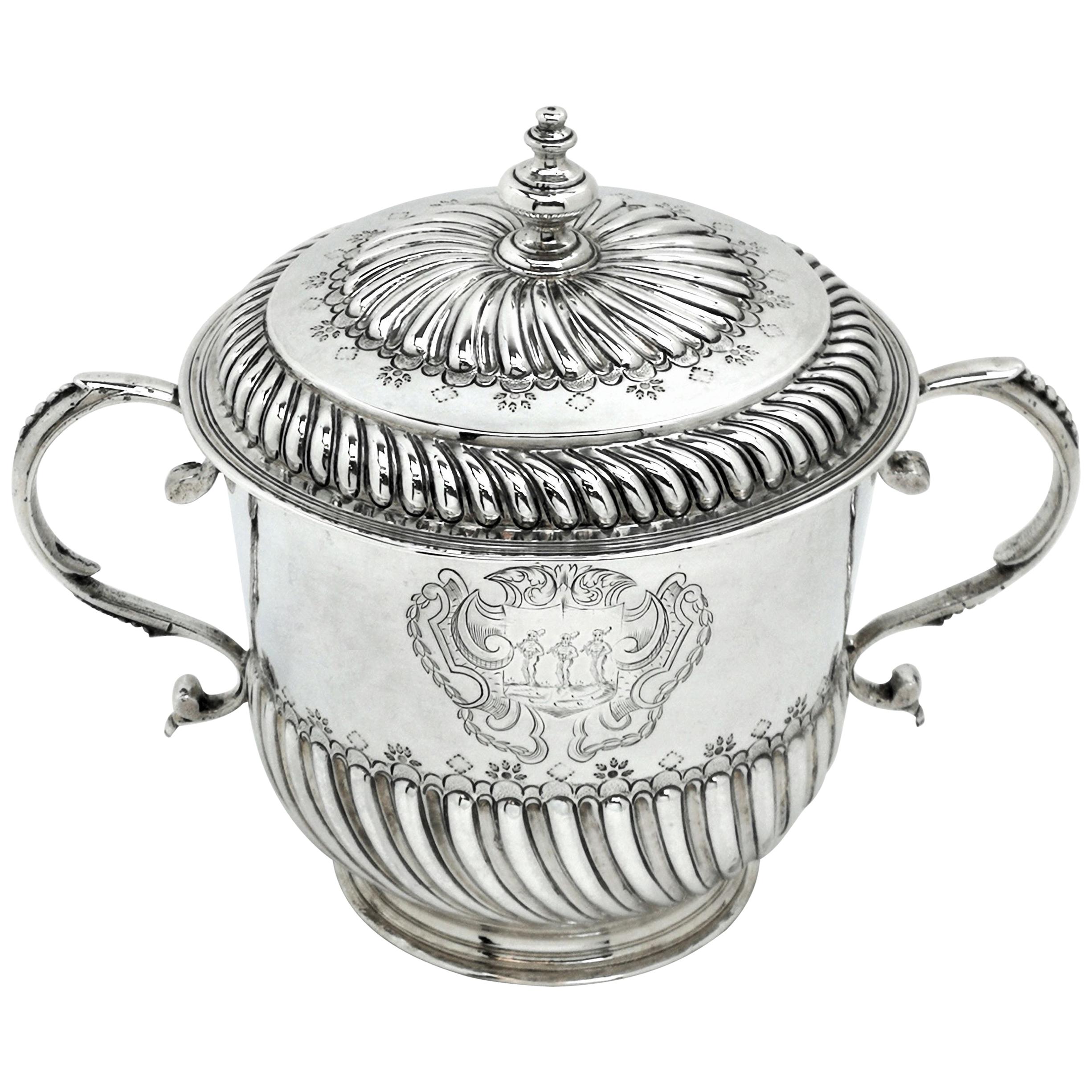 William III Sterling Silver Porringer and Lid / Cup and Cover 1695, 17th Century