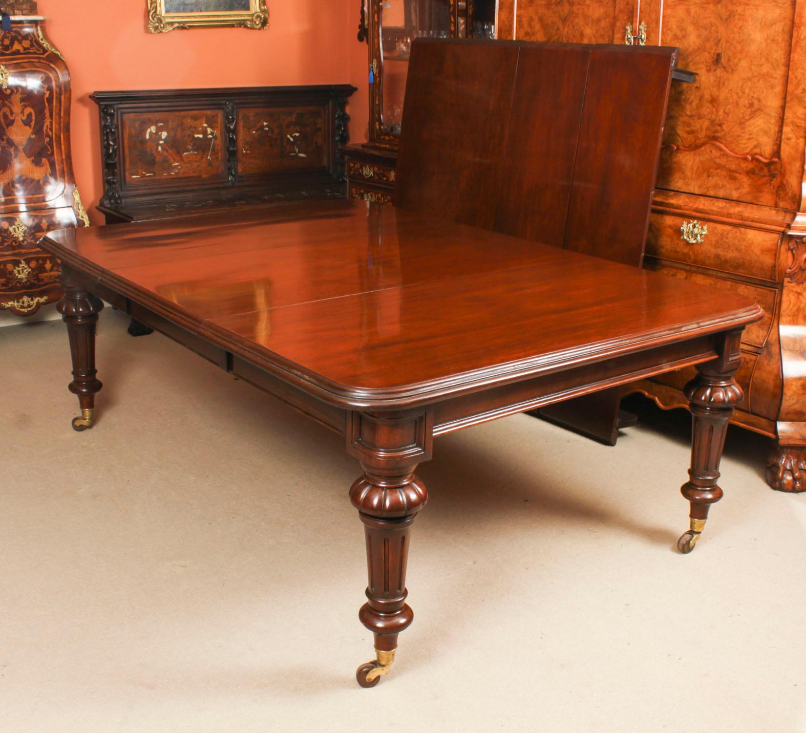 Antique William IV 12ft Flame Mahogany Extending Dining Table 19th Century 9