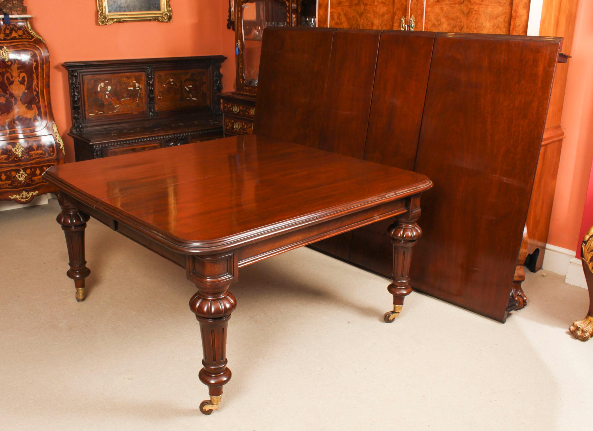 Antique William IV 12ft Flame Mahogany Extending Dining Table 19th Century 10