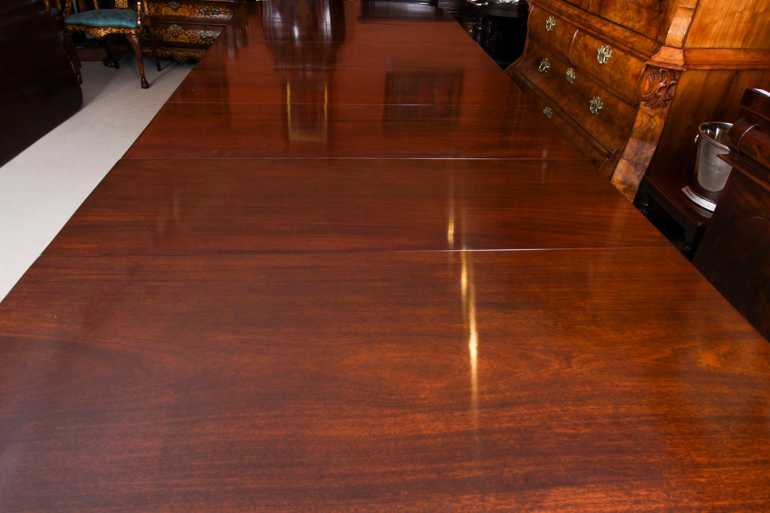 Antique William IV 13 ft Flame Mahogany Extending Dining Table 19th Century 1