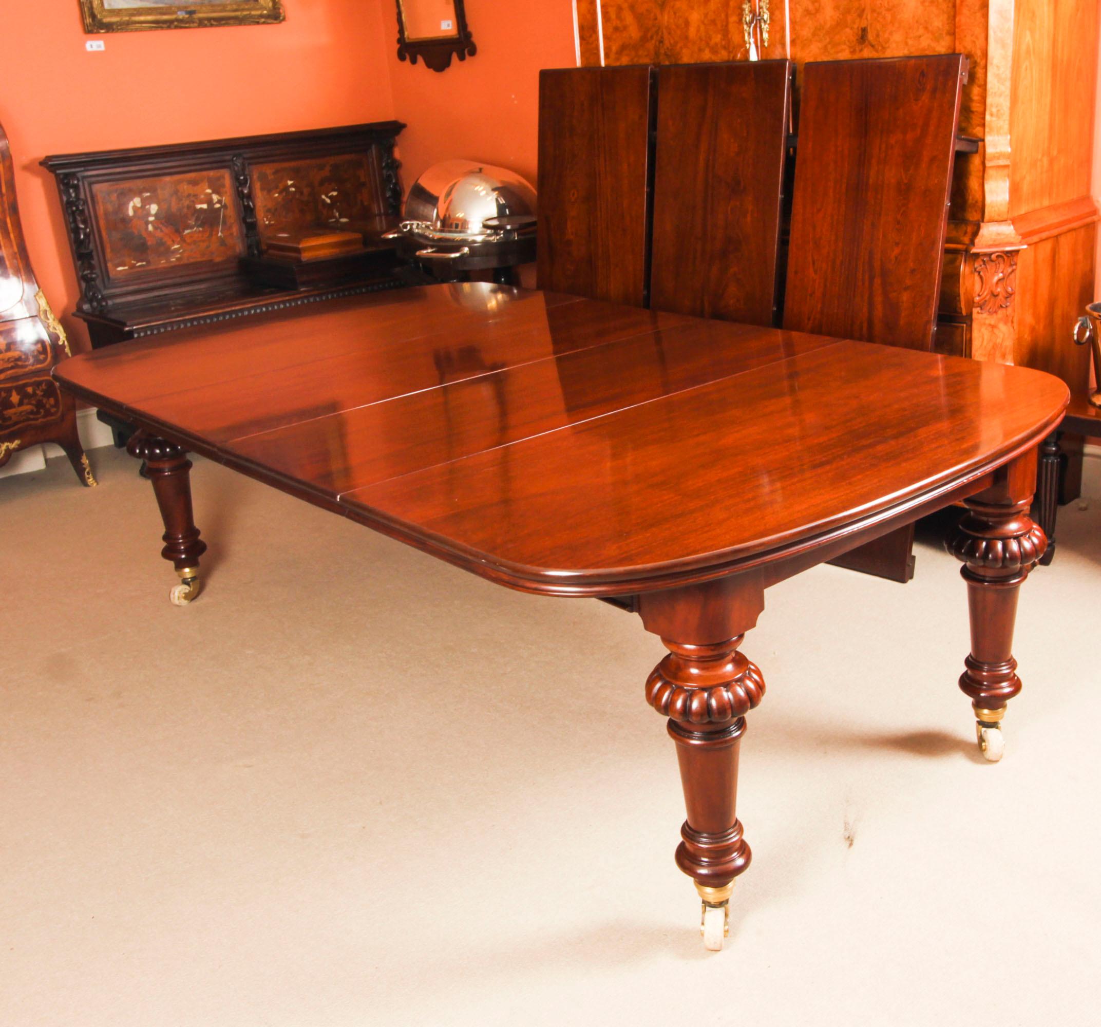 Antique William IV 13 ft Flame Mahogany Extending Dining Table 19th Century 4