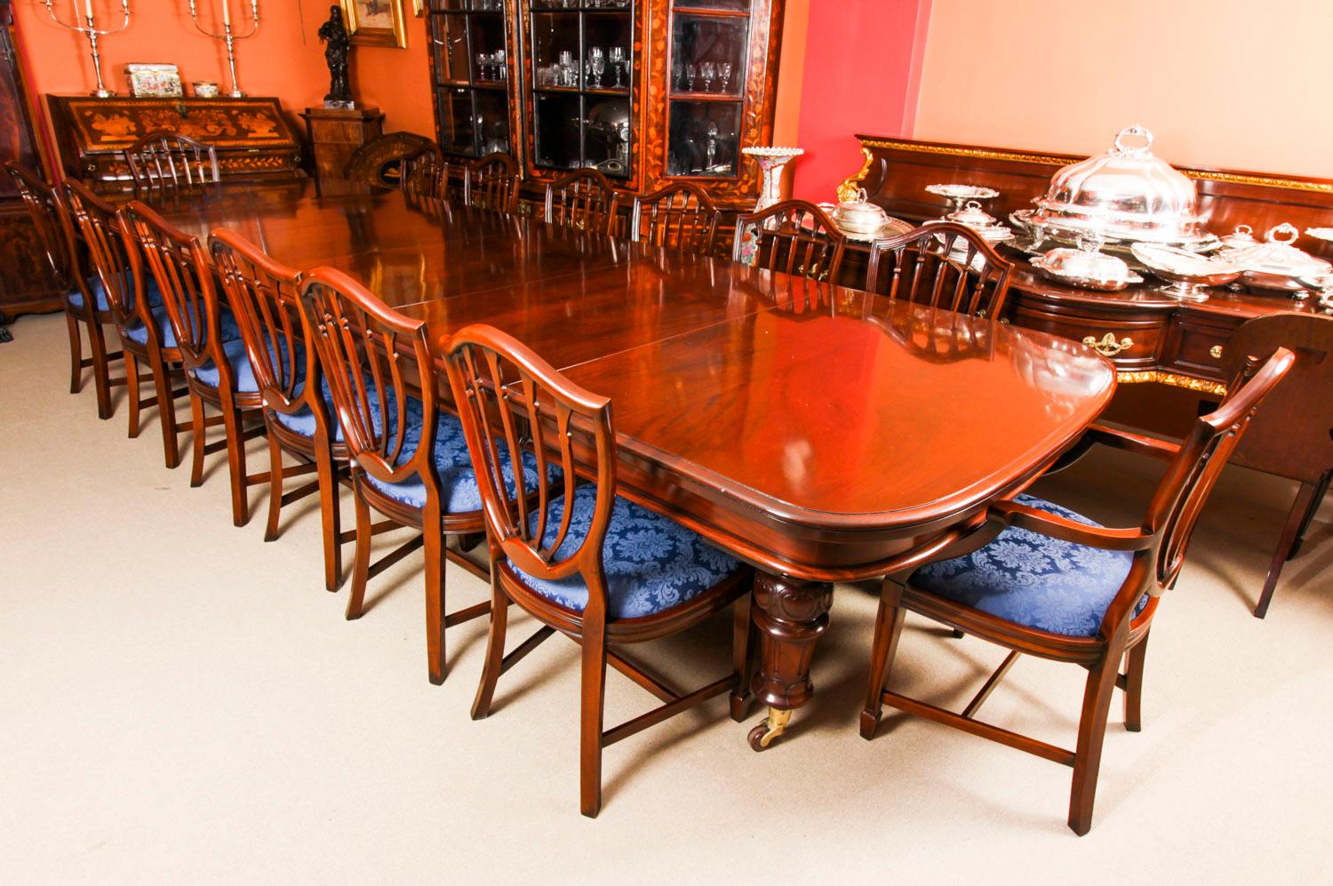 Antique William IV Flame Mahogany Extending Dining Table 19th C In Good Condition In London, GB