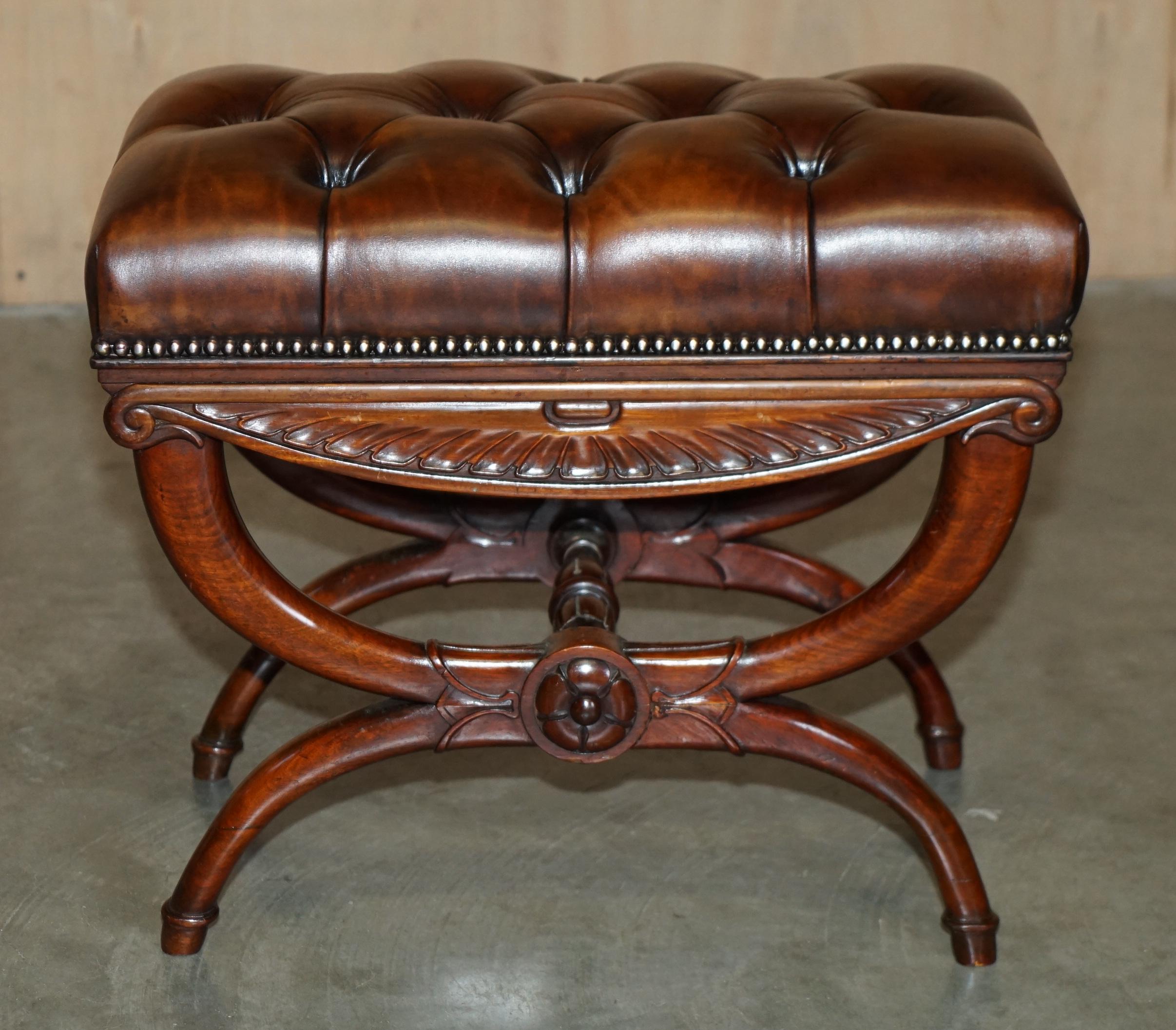 ANTIQUE William IV 1830 BROWN LEATHER HARDWOOD CHESTERFIELD STOOL PIANO BENCHETTO in vendita 5