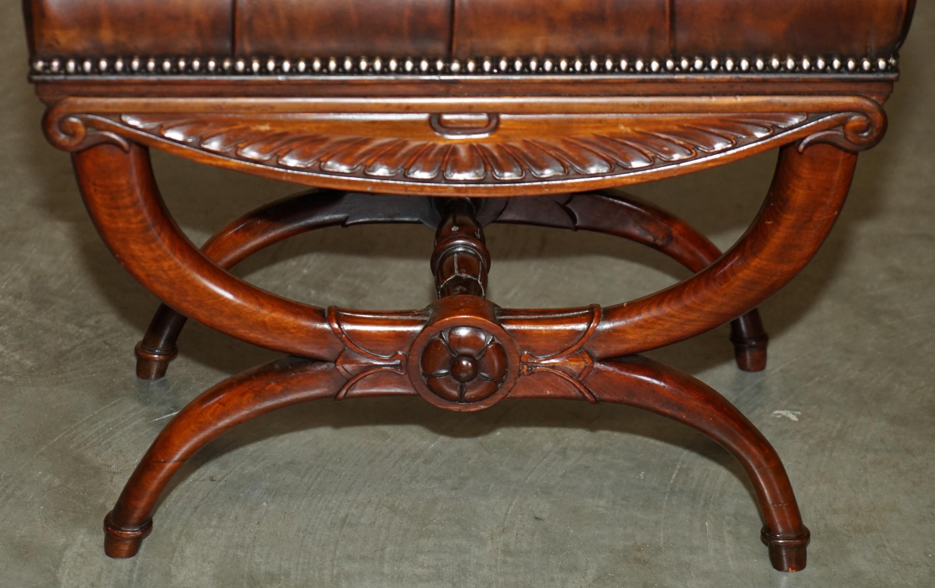 ANTIQUE William IV 1830 BROWN LEATHER HARDWOOD CHESTERFIELD STOOL PIANO BENCHETTO in vendita 6