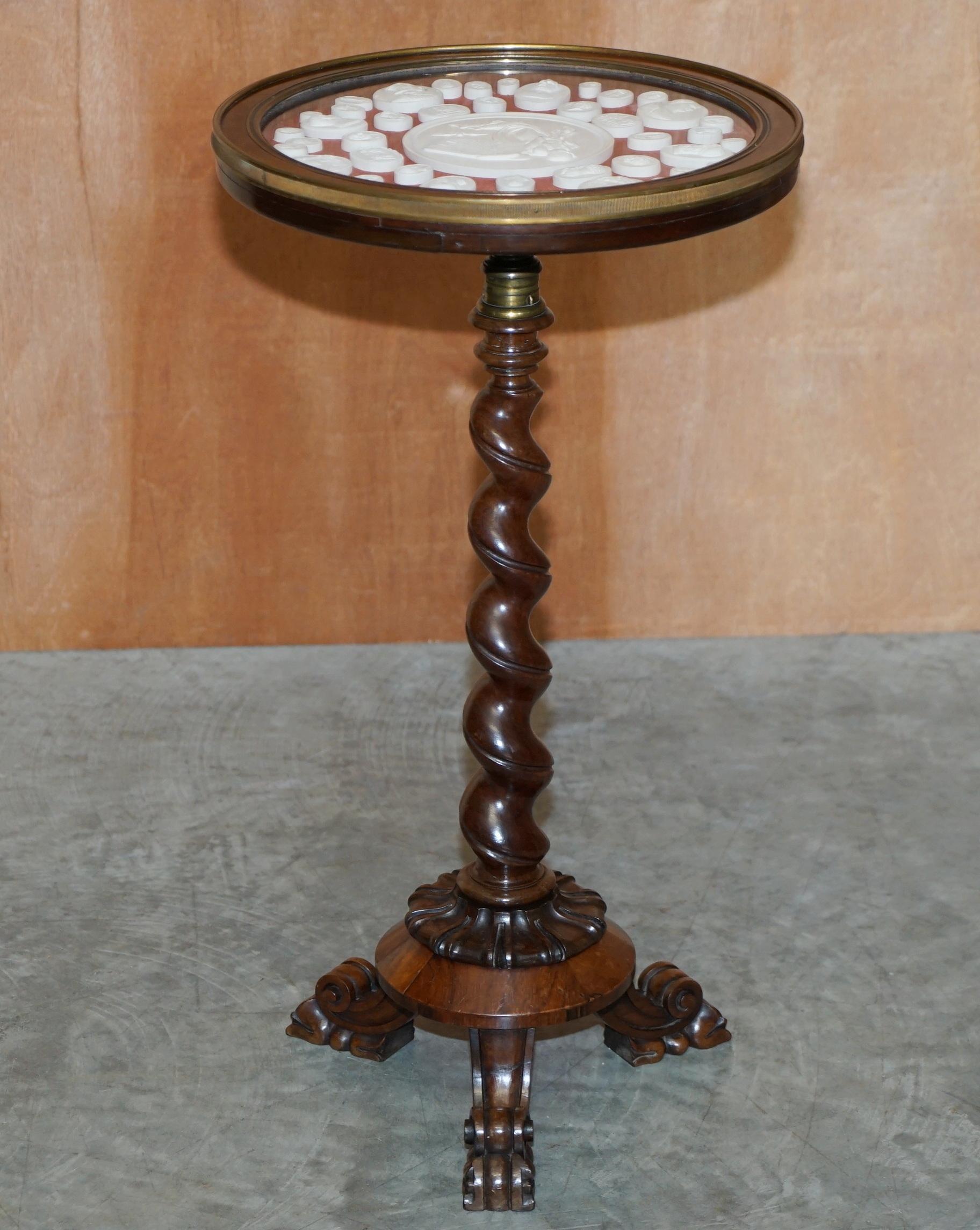 We are delighted to offer for sale this sublime William IV Hardwood occasional side table with display case top featuring Grand Tour Cameo’s 

A very rare and collectable table, if your in the market for this type of piece then this is the one for