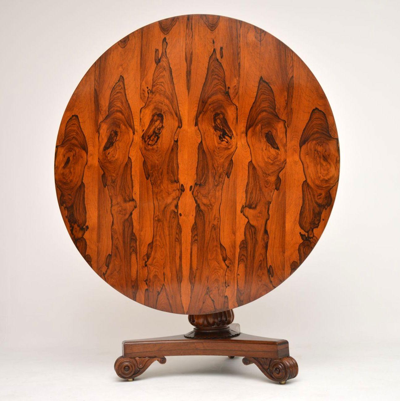 This antique William IV dining table has to be one of the nicest ones I've come across. It's all original, extremely fine quality and in excellent condition. The pattern of the veneers on the top are stunning and very unusual. The central round