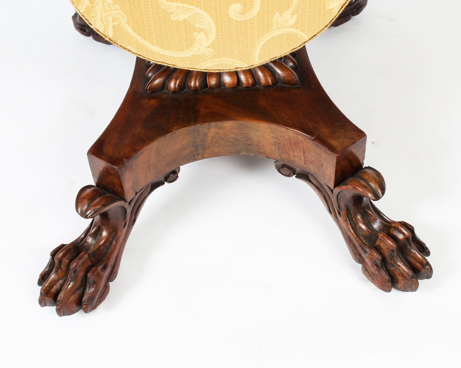 Antique William IV Drop-Leaf Work Occasional Table Flame Mahogany, 19th Century For Sale 7