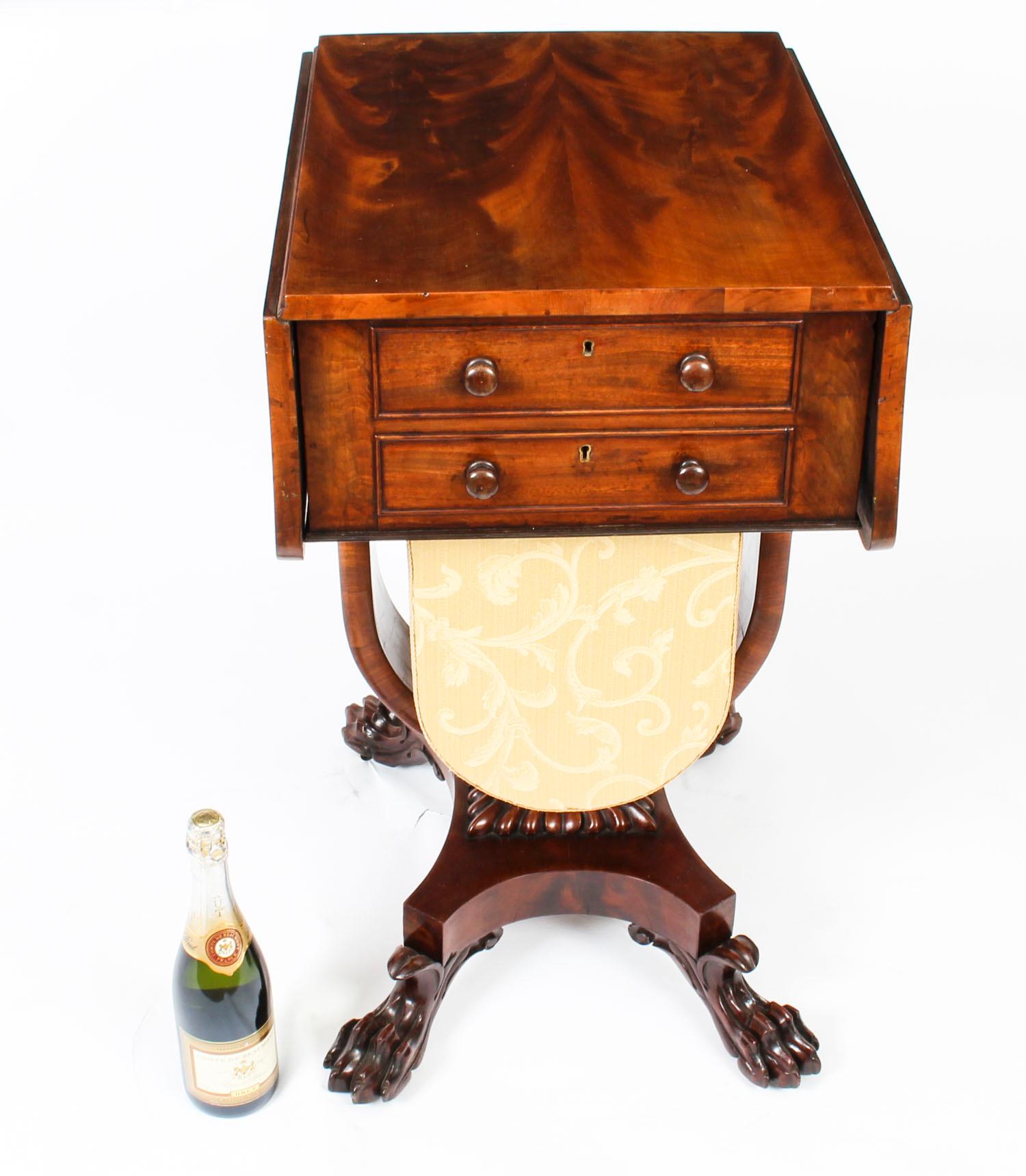 Antique William IV Drop-Leaf Work Occasional Table Flame Mahogany, 19th Century For Sale 9